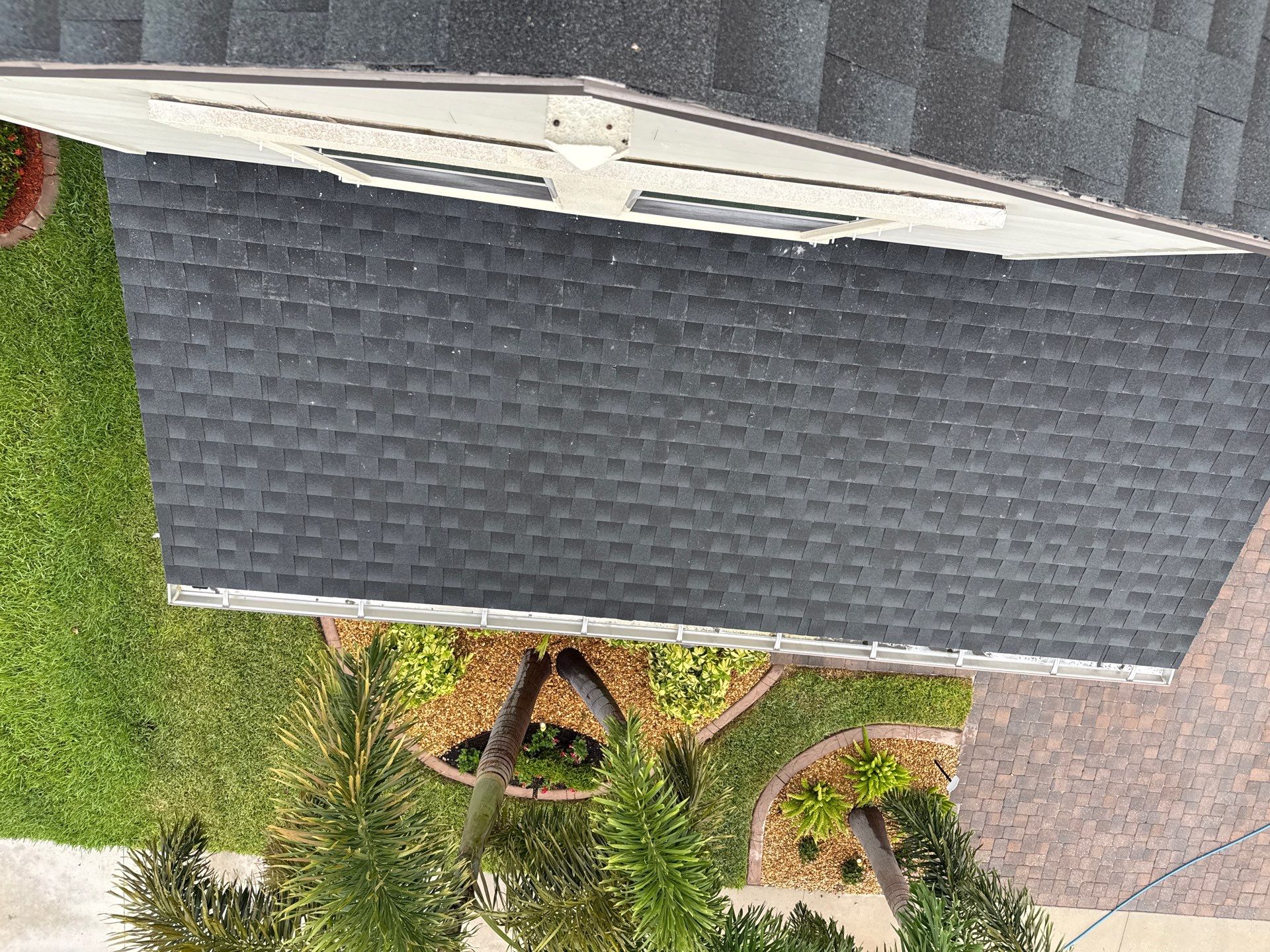 2-Story Asphalt Shingle Roof Cleaning & House Wash – Cypress Mill, Sun City Center, FL by Sunshine AquaWash