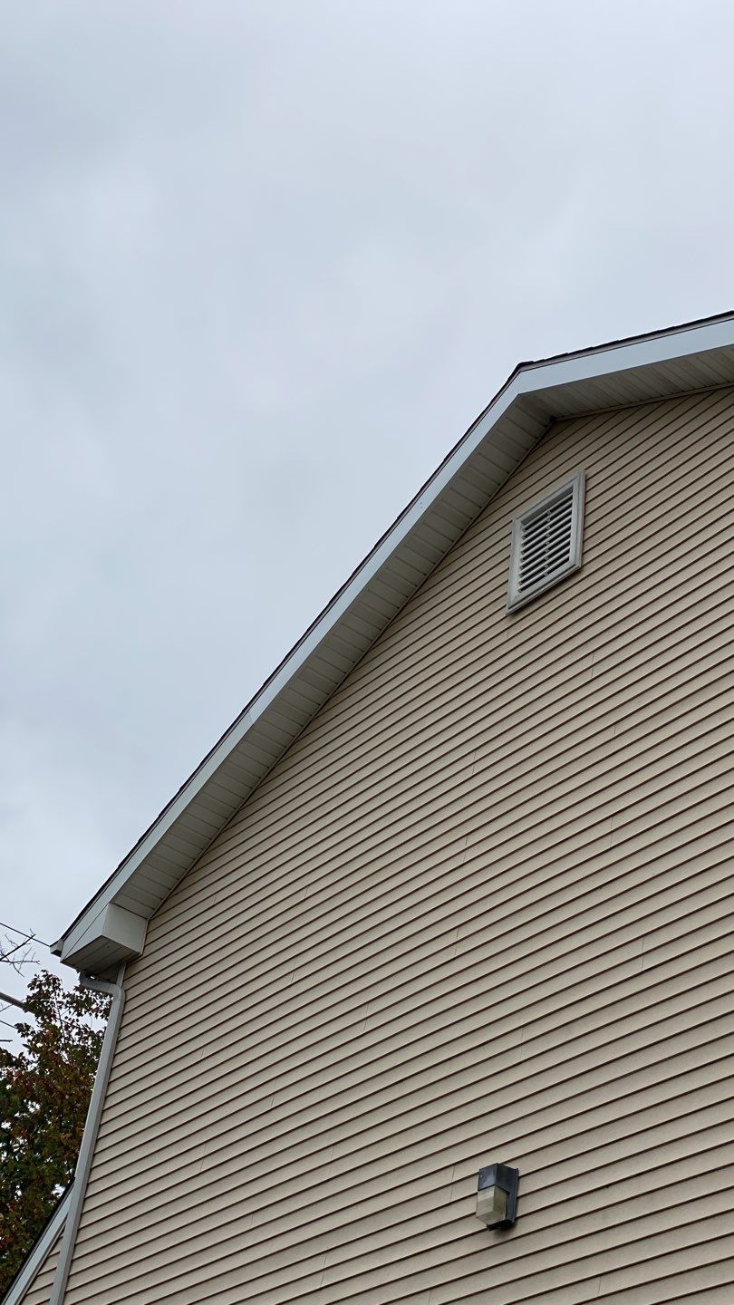 Siding Repair using Aluminum by A Plus Exterior