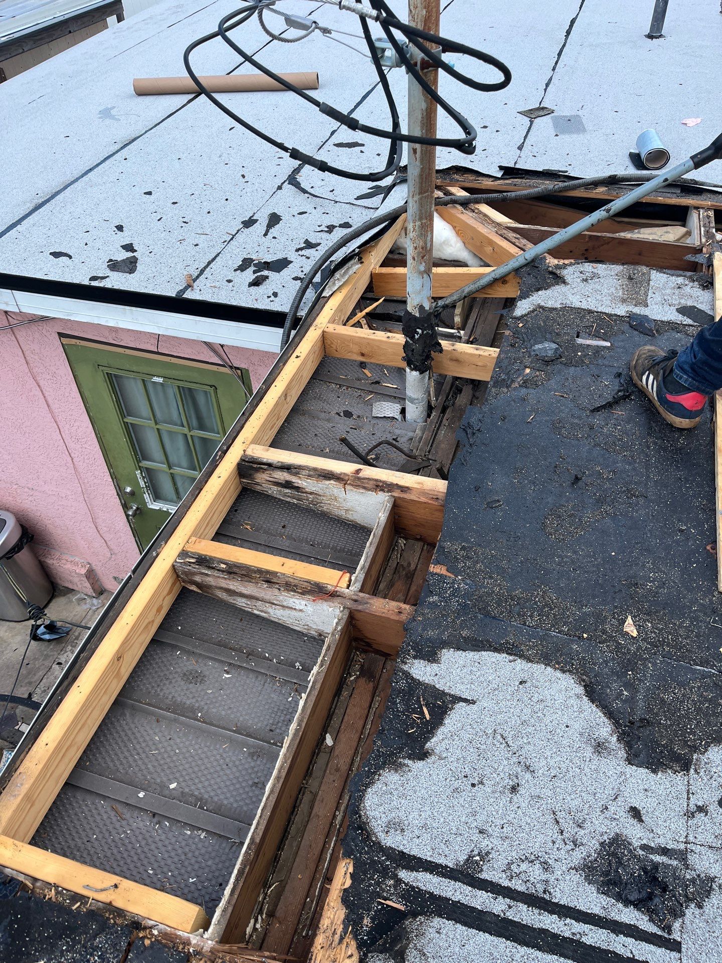 Project in St. Petersburg 33711 by Mitchell Roofing Company LLC 