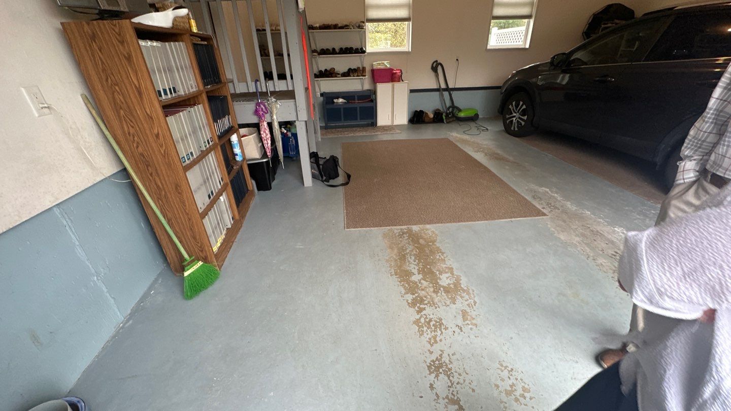 Garage in Nashua, NH 03062 by Symphony Concrete Coatings