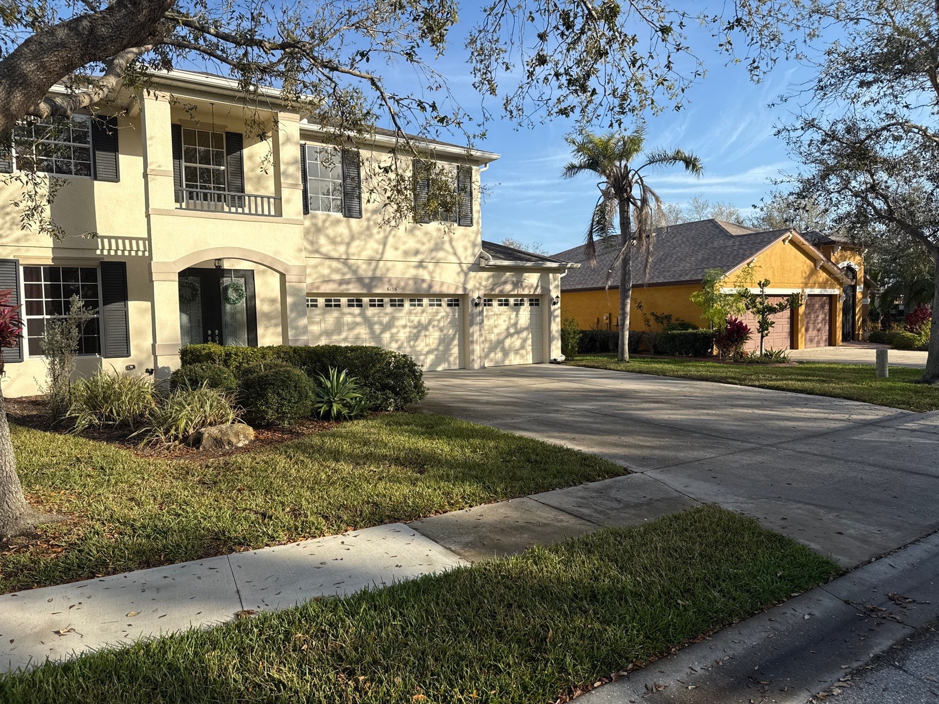 Barrington Ridge 2-Story House & Driveway Cleaning – Before & After Transformation! by Sunshine AquaWash