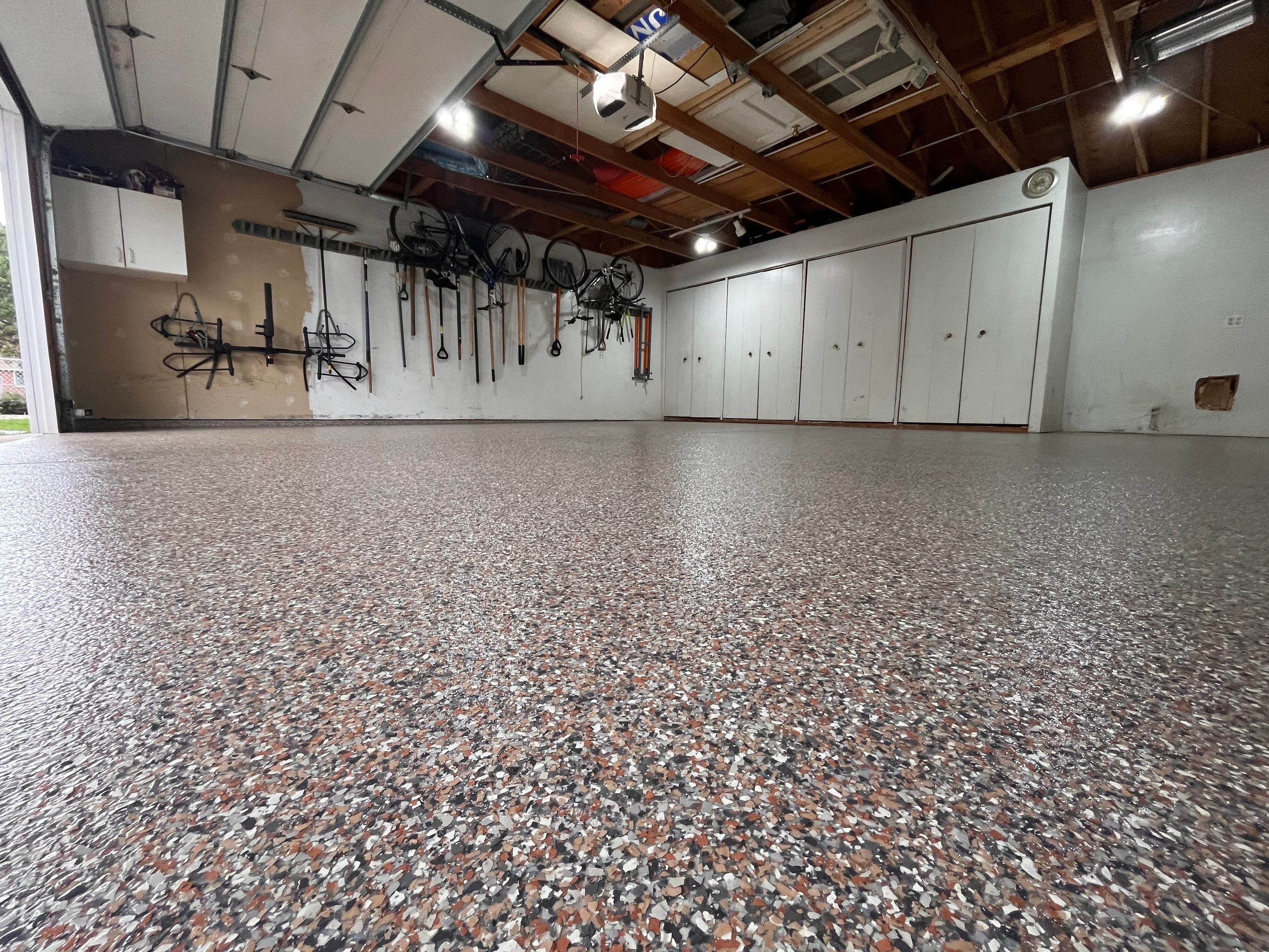 Waxwing Garage Floor Coating by Level 10 Coatings