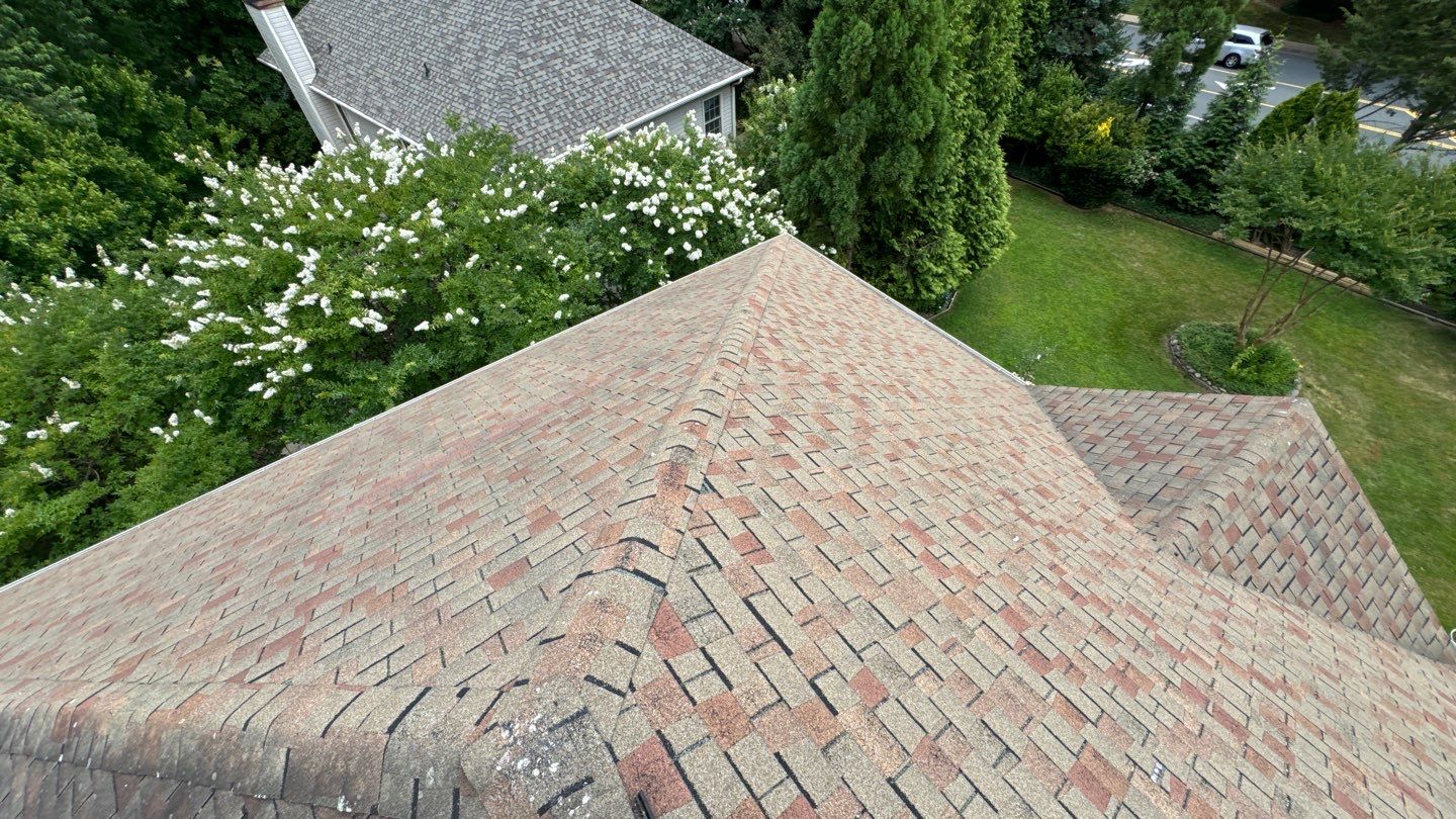 McLean: Residential Roof Installation with Landmark Pro Designer Shingles in Max Def Moire Black by RM Banning, Inc.