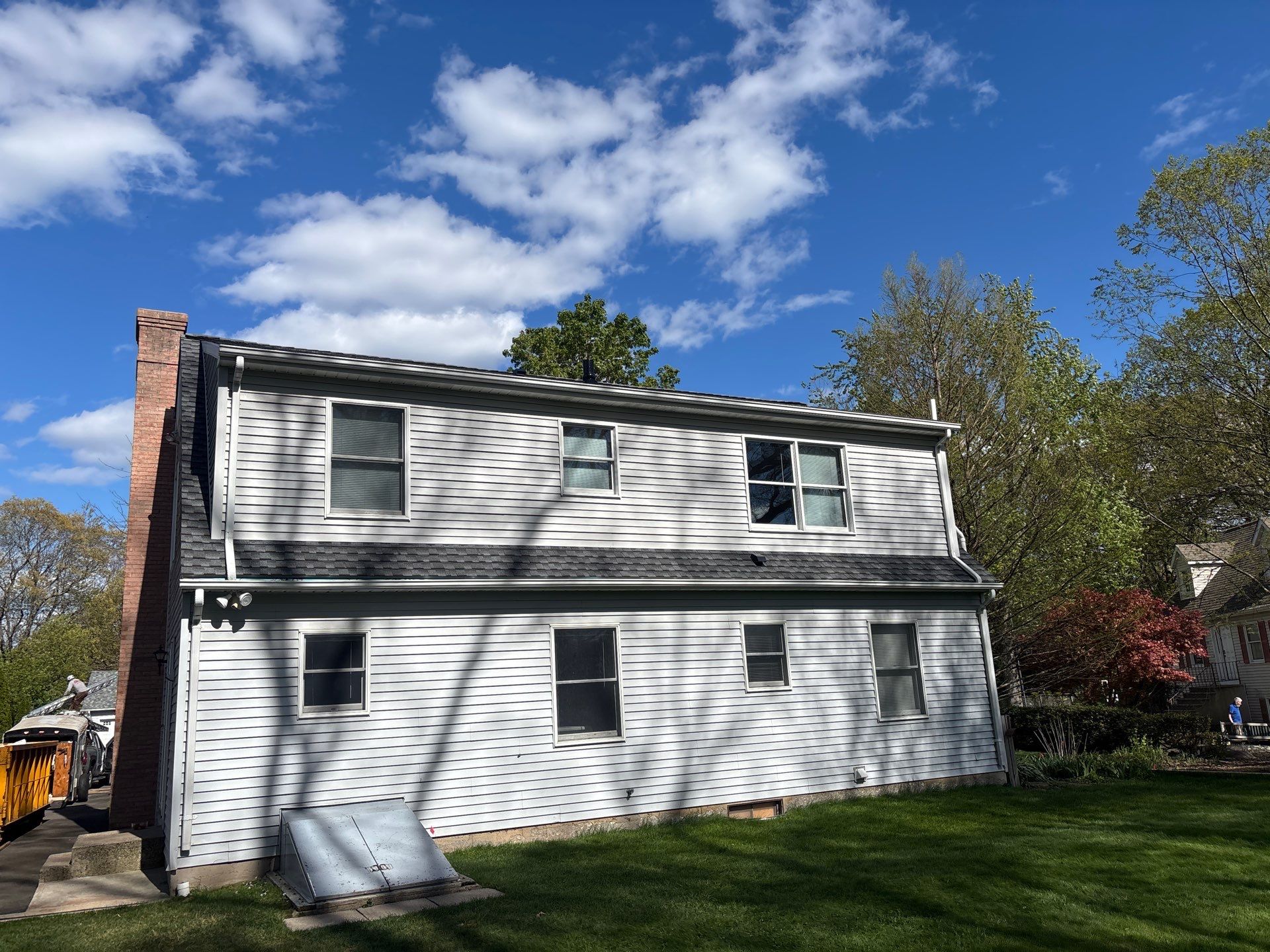 Gorgeous newly shingled home gets the DiGiorgi touch! by DiGiorgi Roofing and Siding Inc