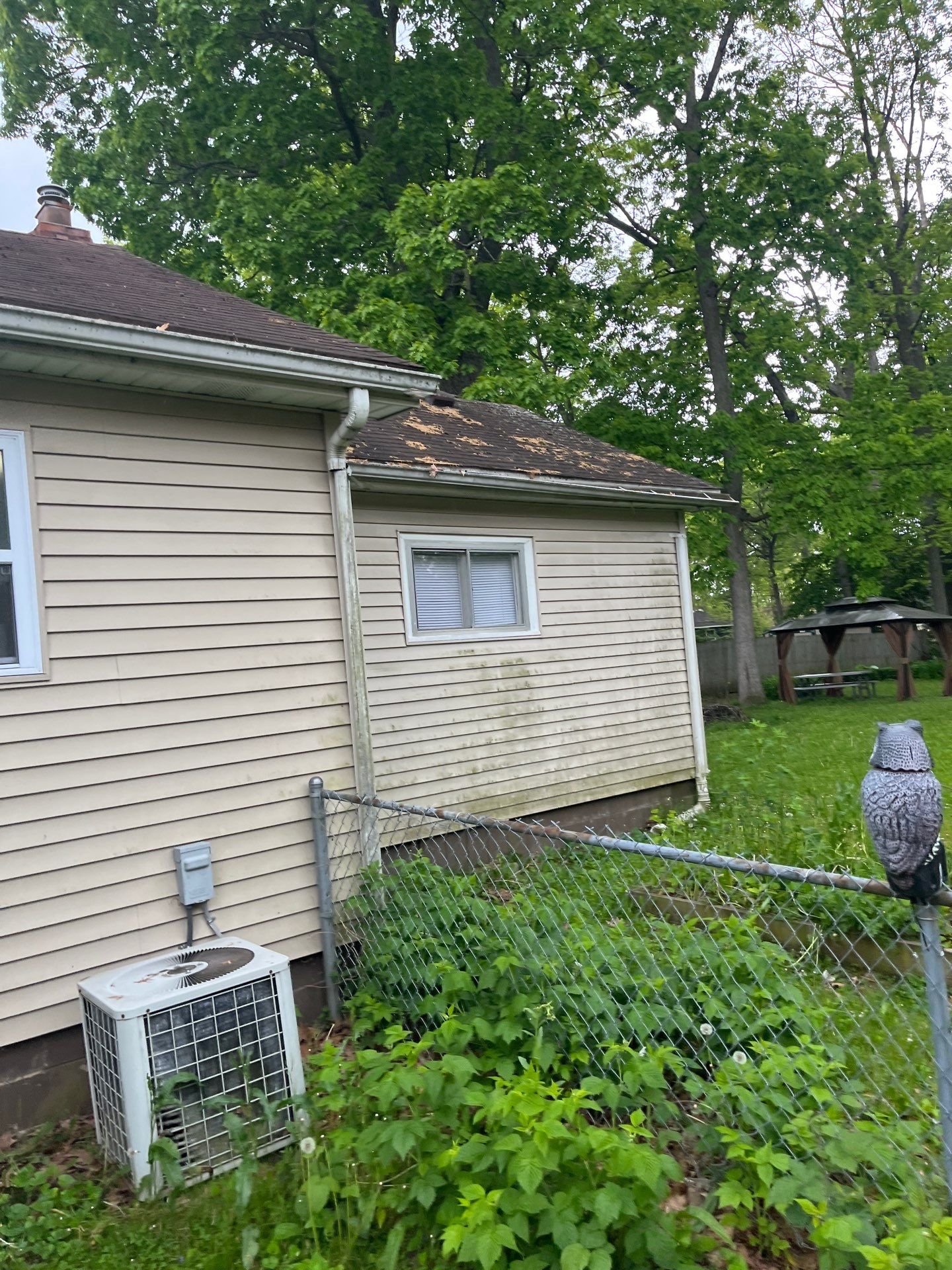 Roof Replacement using Owens Corning Onyx Black by 180 Contractors