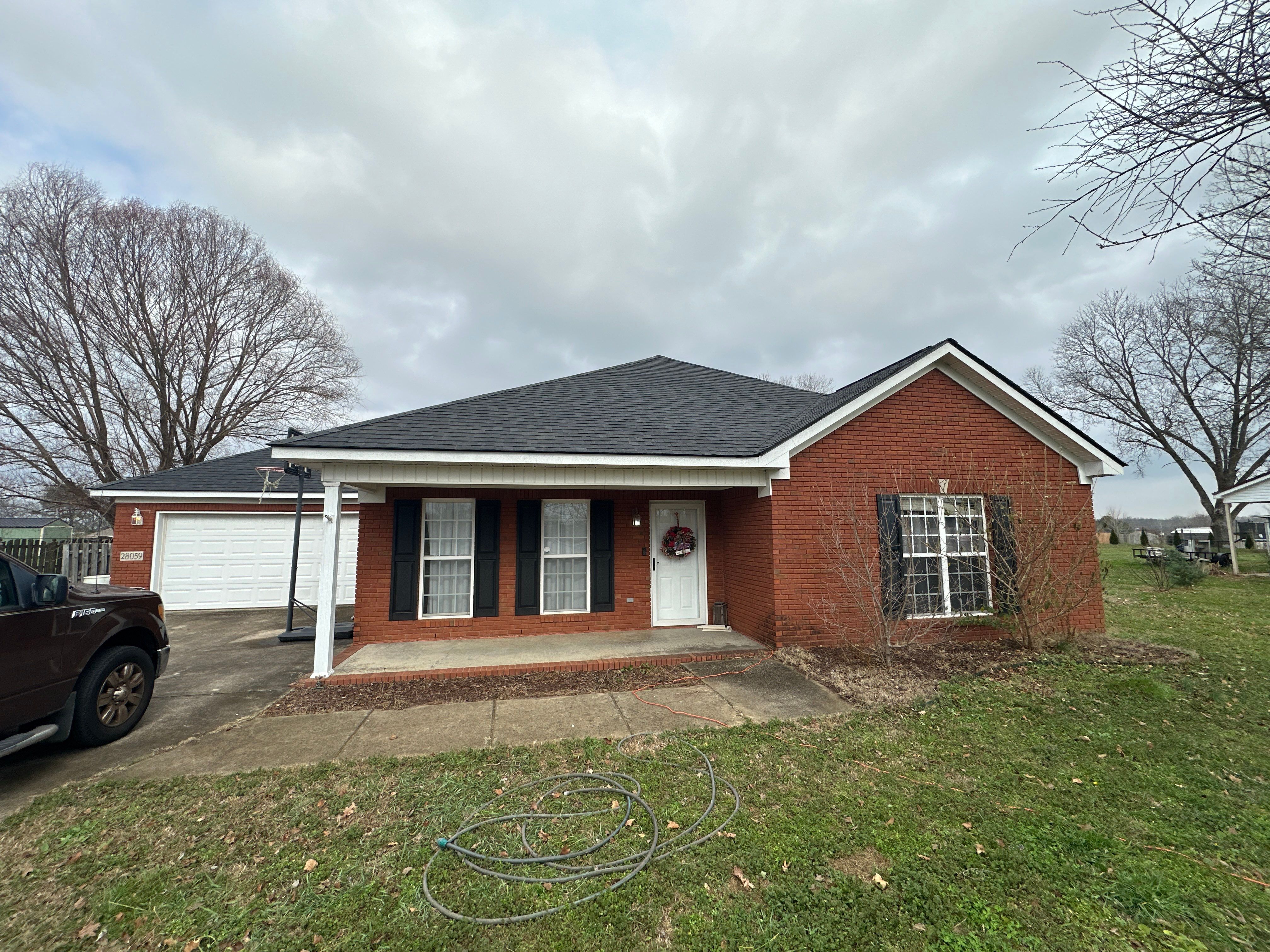 Rustic Black Titan  - Clements by BayCo Roofing