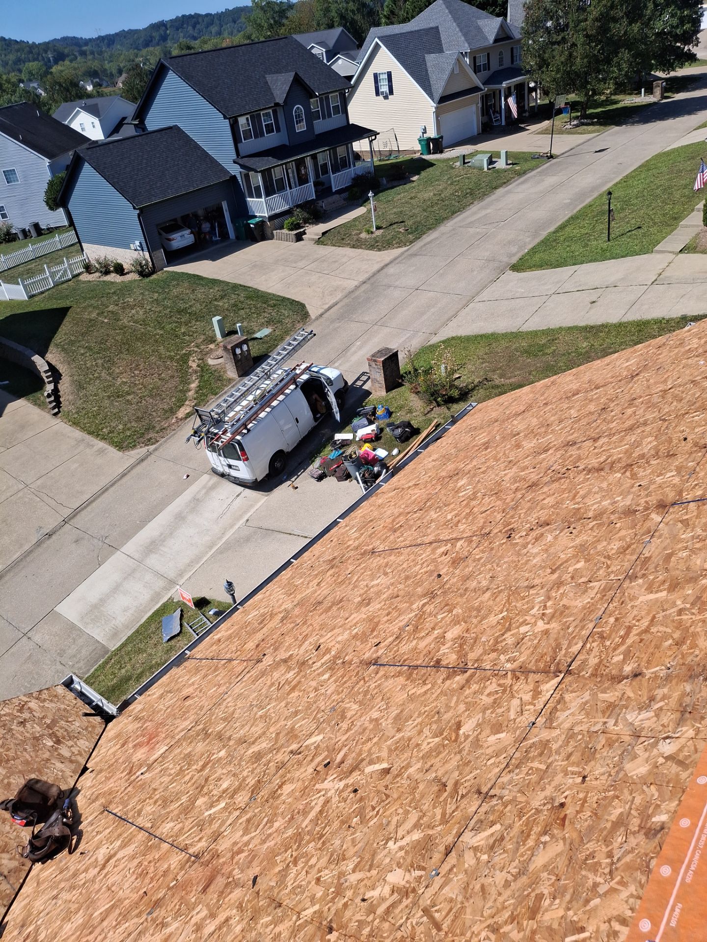 Residential Roofing Installation using GAF Timberline HDZ Charcoal by Rainstoppers Roofing