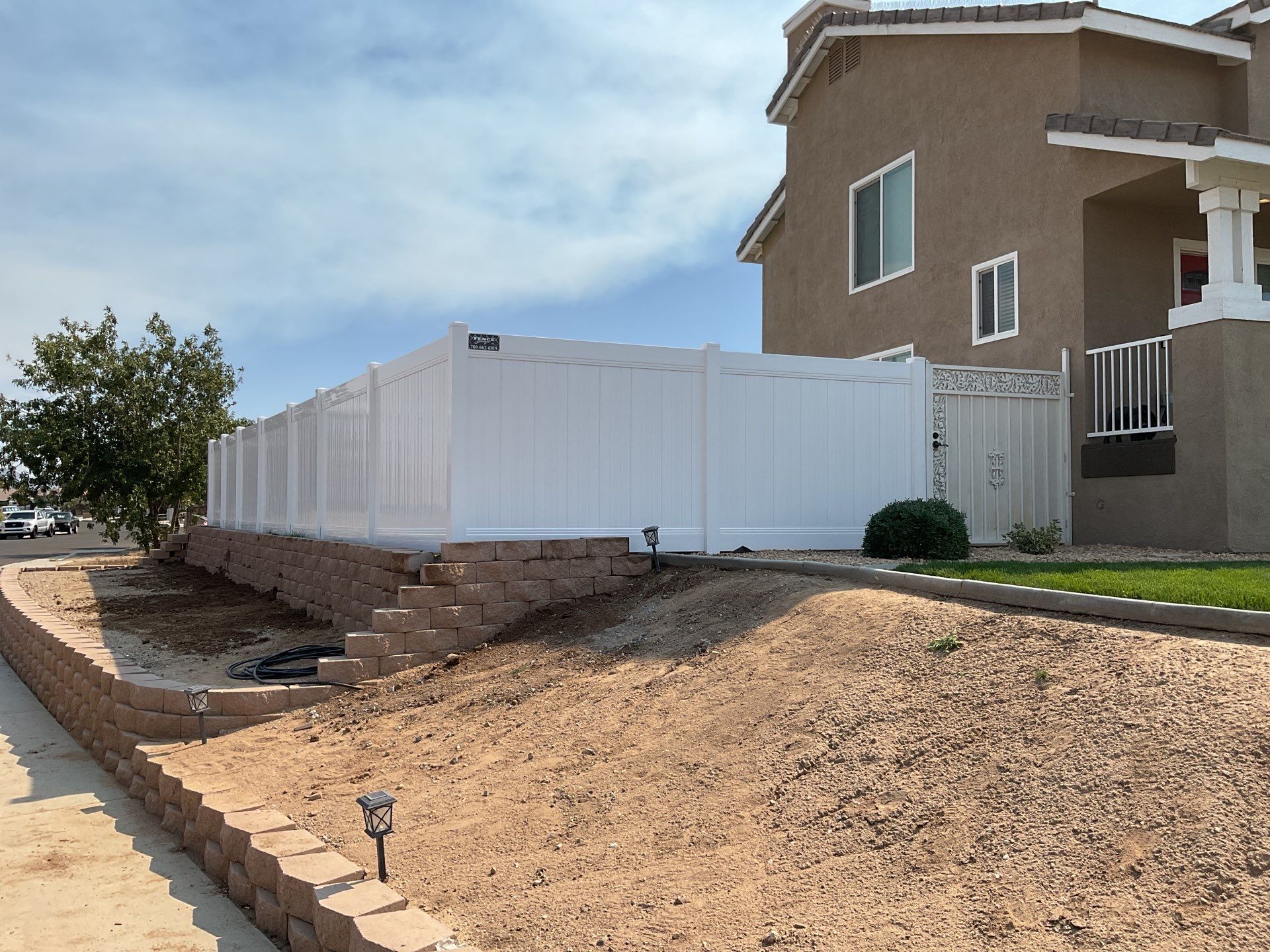 Fence Installation using Vinyl by Fence Guys Inc. 