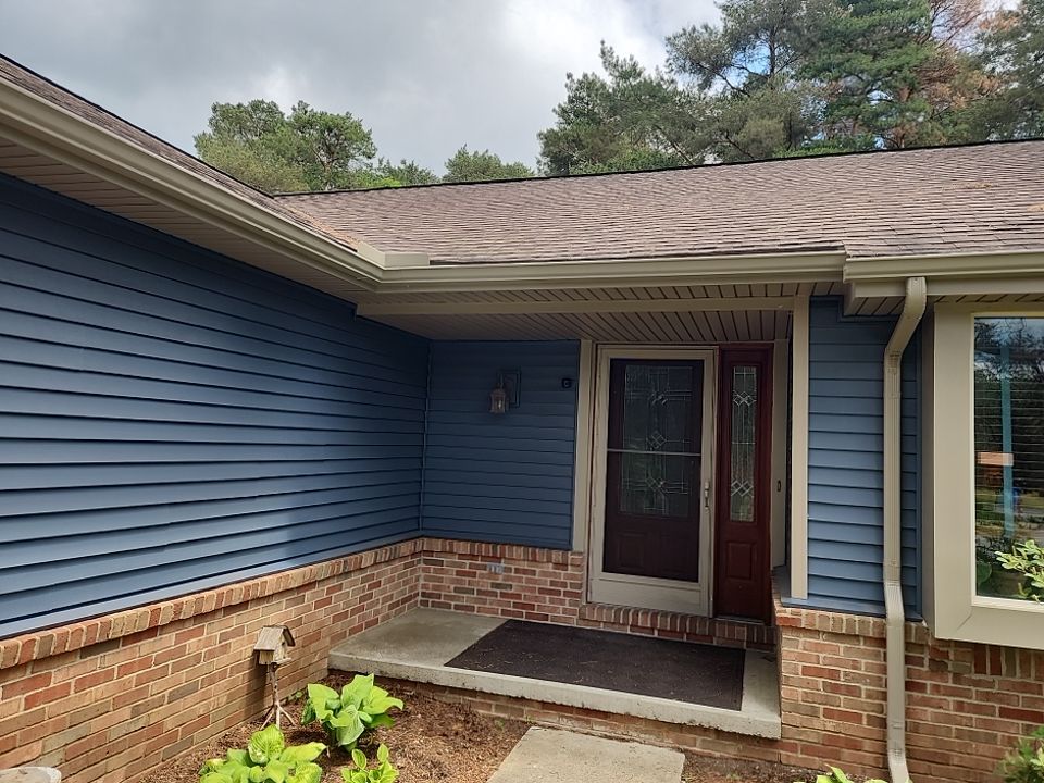 Siding Replacement using CertainTeed Restoration Classis D4 by 180 Contractors