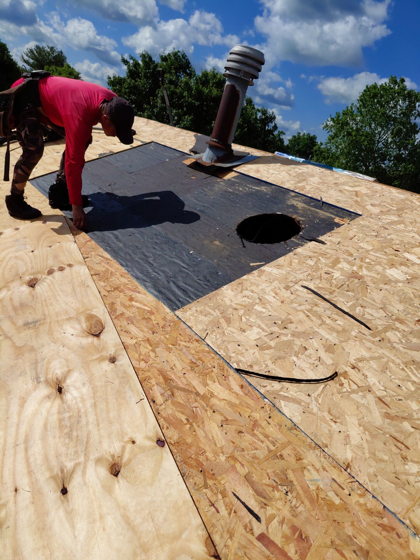 Fairfax: Residential Roof Replacement with CertainTeed Landmark Shingles in Sunrise Cedar by RM Banning, Inc.