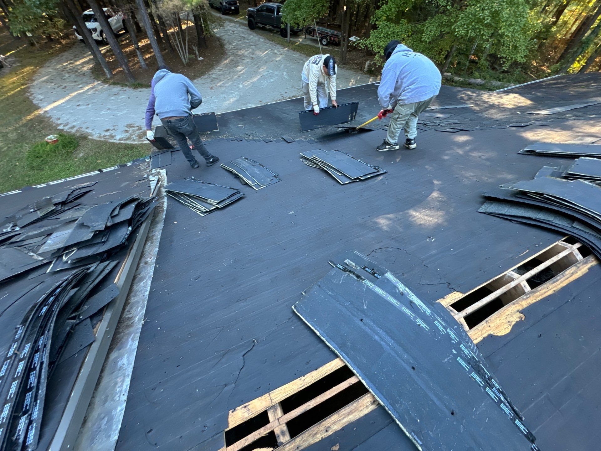 Architectural Shingle Roof Replacement and Chimney Flashing in Amelia Court House by Cade Construction