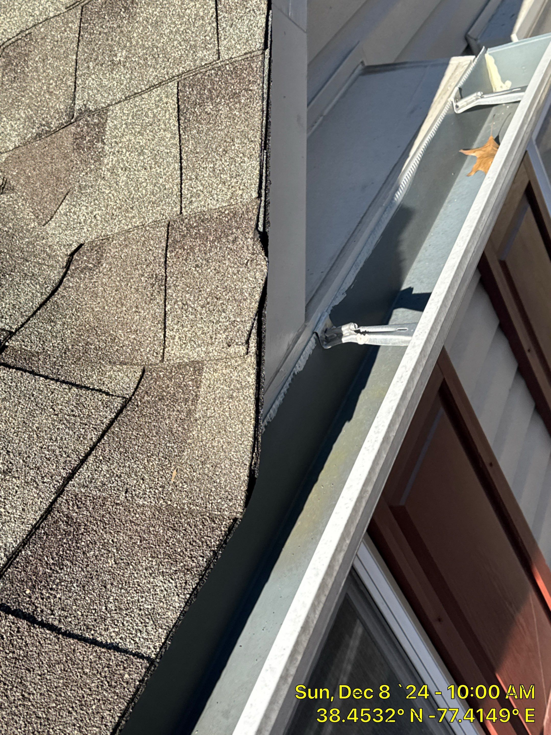 gutters guards using bulldog by La Bendicion Contruction Llc