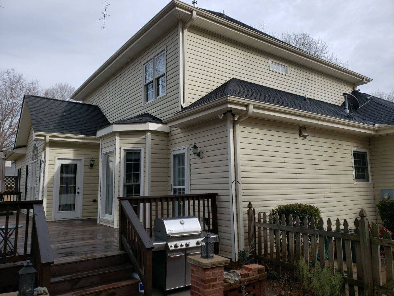 House Wash using cleaner by Power Wash Masters LLC