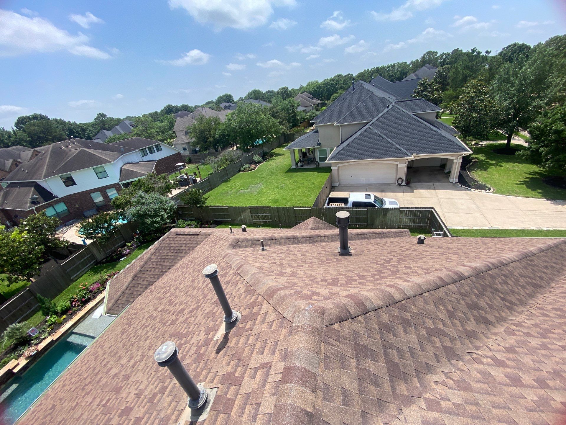 Hail Damage using Owen's Corning Duration (Lifetime) Shingles by Roof Repair Company
