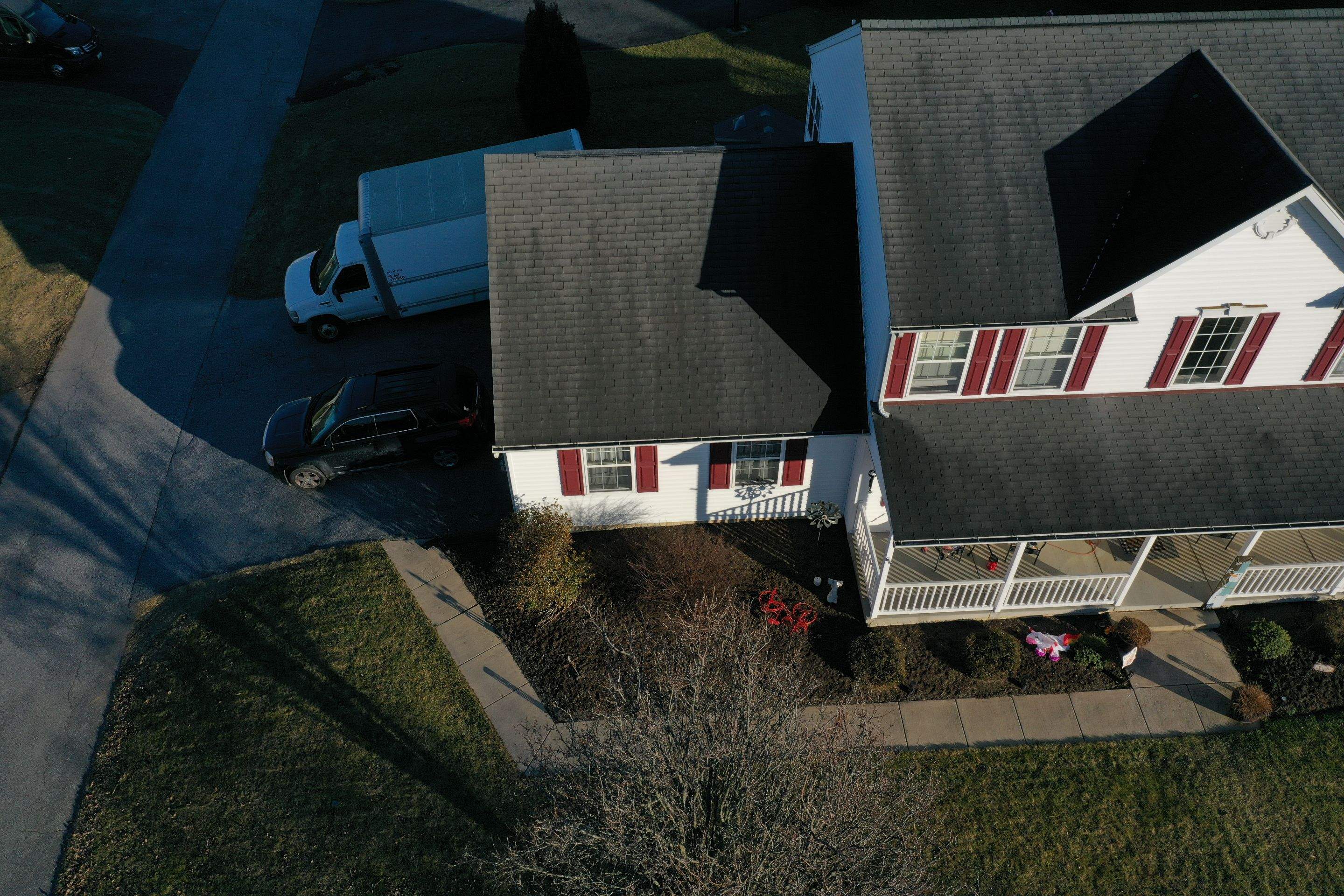 Roof Replacement using TAMKO Heritage Lifetime Architectural Shingles by Roof Right Inc