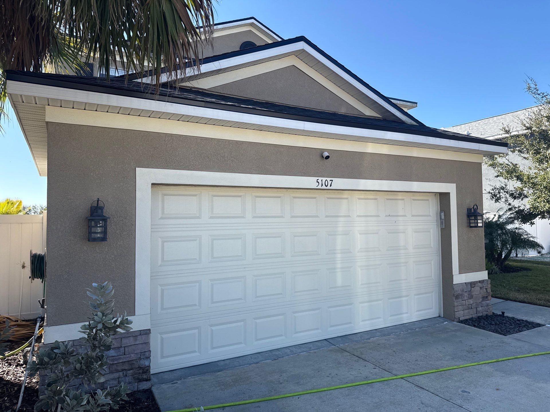 Two-Story House Wash in Crystal Lakes – Palmetto, FL by Sunshine AquaWash