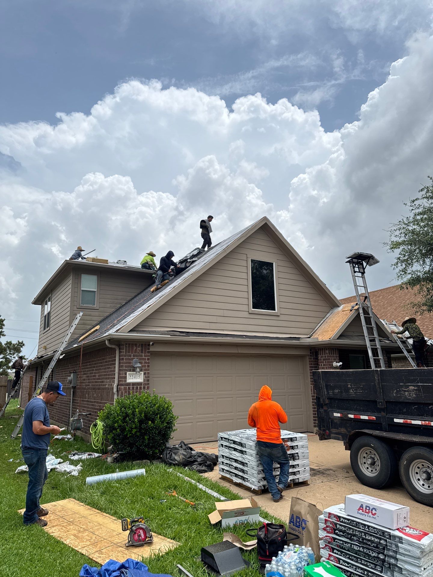 Residential Roof Replacement using ATLAS PROLAM BLACK SHADOW by Elite Roofing LLC