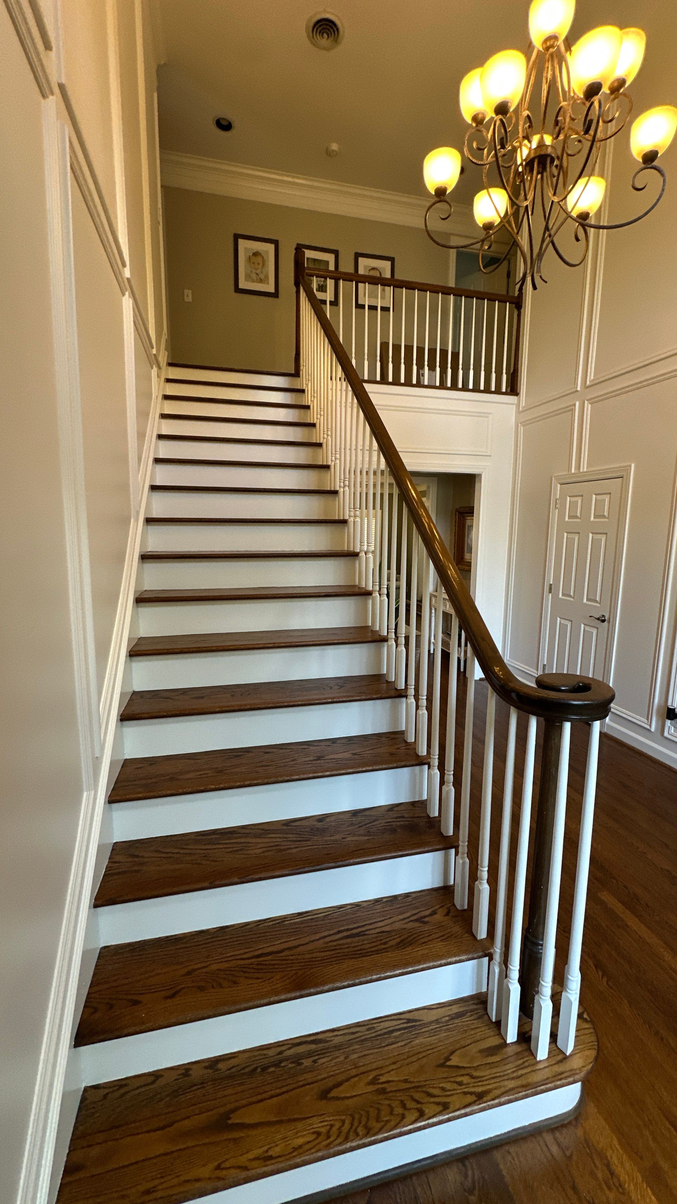 Interior Painting/Trim Work in Brentwood by Music City Improvements