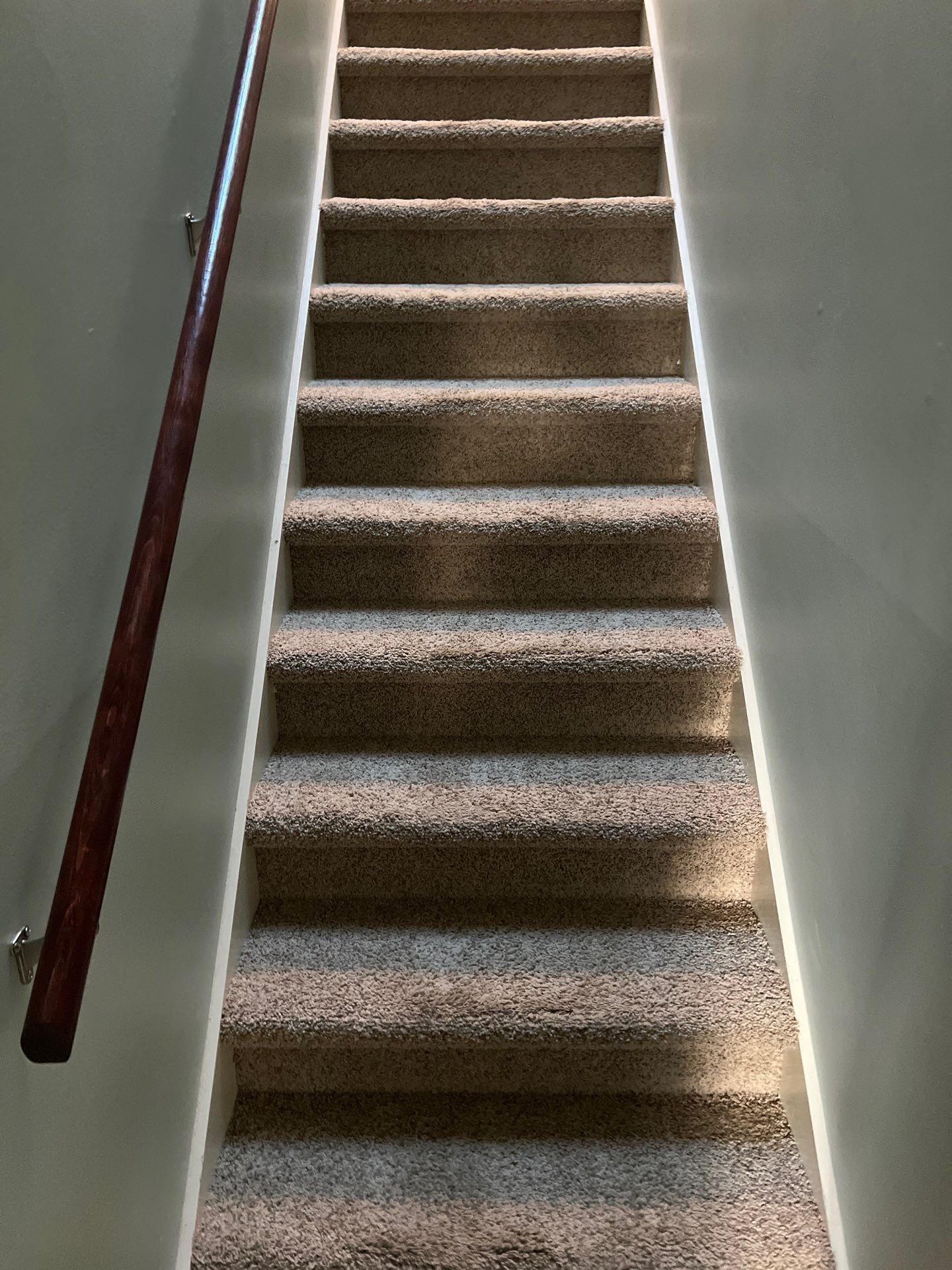 House cleaning in Lake Oswego by Cloud 9 Professional Cleaning Services