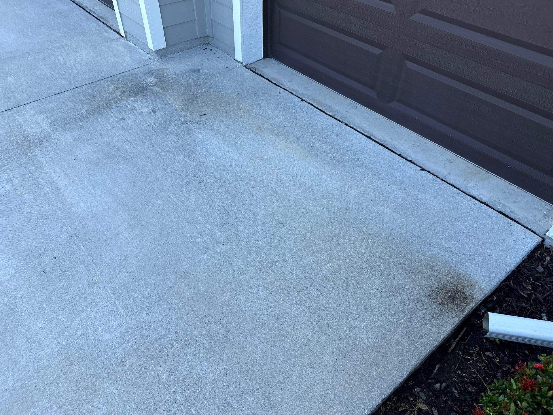 Concrete Driveway & Sidewalk Cleaning — Canoe Creek Community, Parrish, FL by Sunshine AquaWash