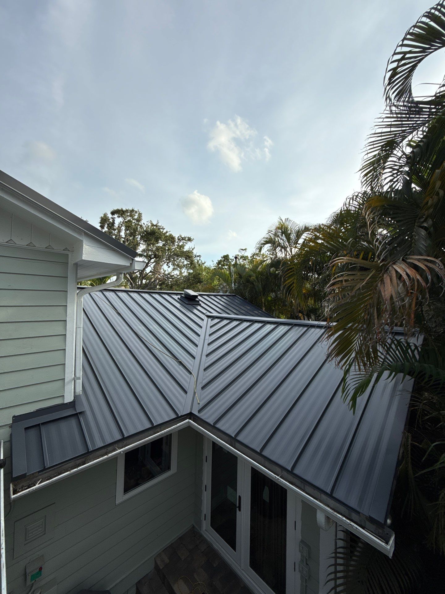 Project in St. Petersburg 33704 by Mitchell Roofing Company LLC 