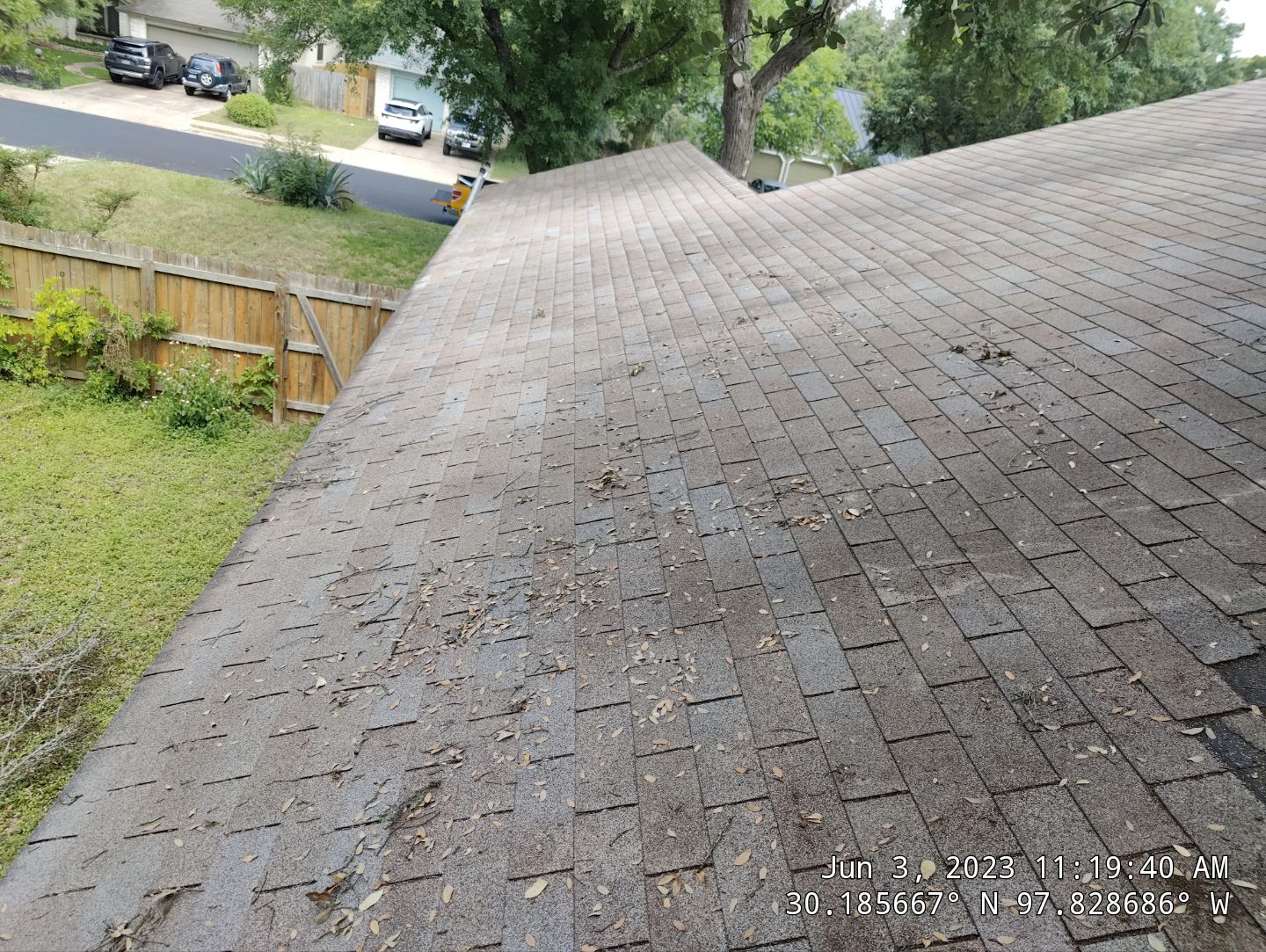 Residential Roofing Installation using Owens Corning Oakridge Estate Grey by DeZign Roofing & Exteriors