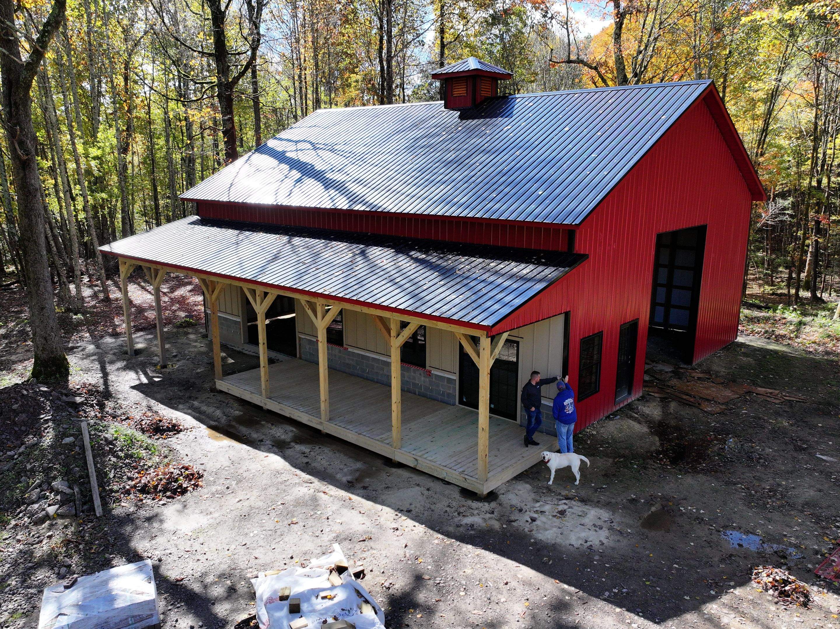Brodour Barndominium by Omnia Roofing