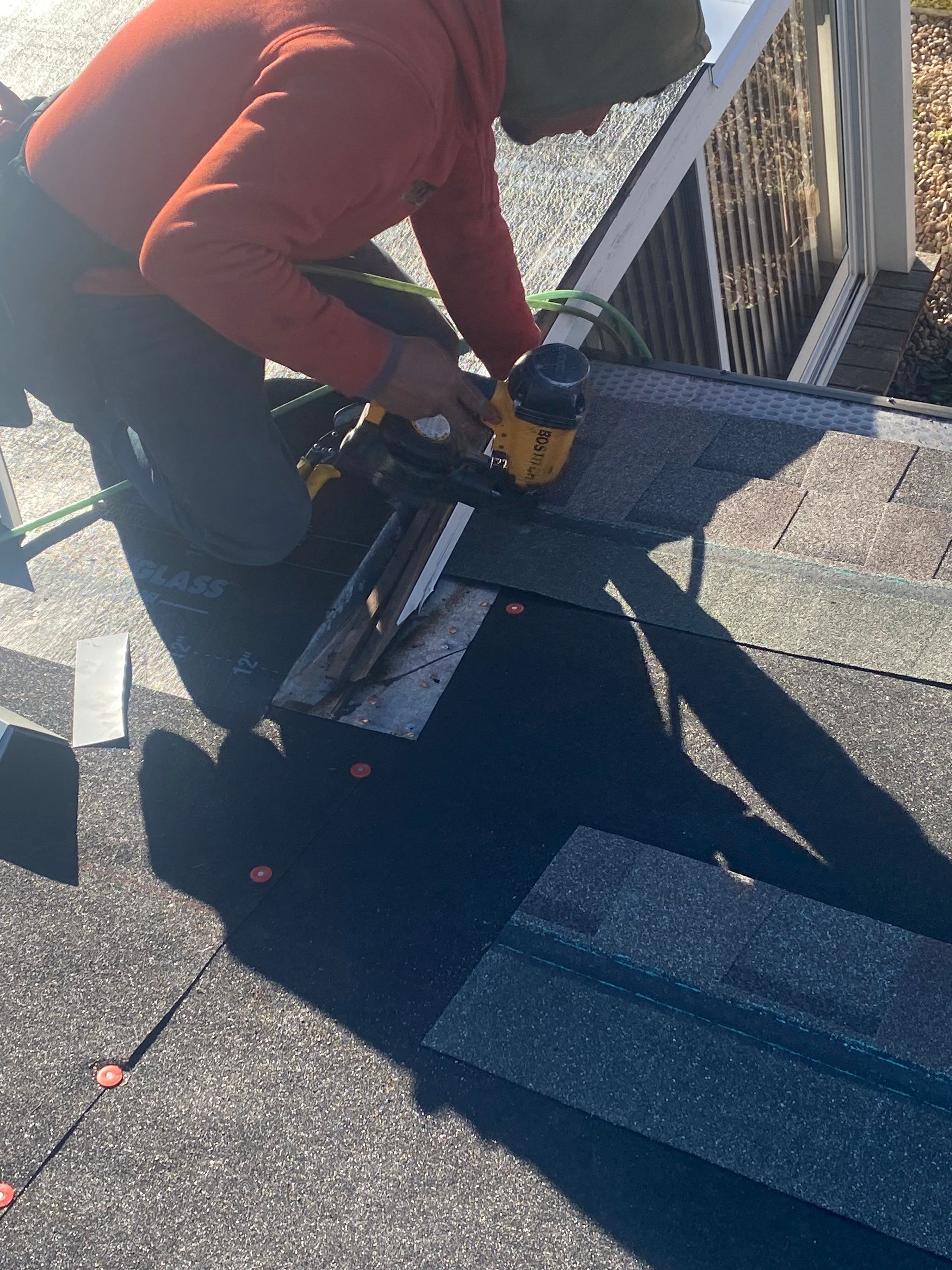 Resdiental Hail Damage Roof Replacement  using Certainteed Northgate Class 4 Impact Resistant "Weathered Wood" color by Black Belt Roofing 
