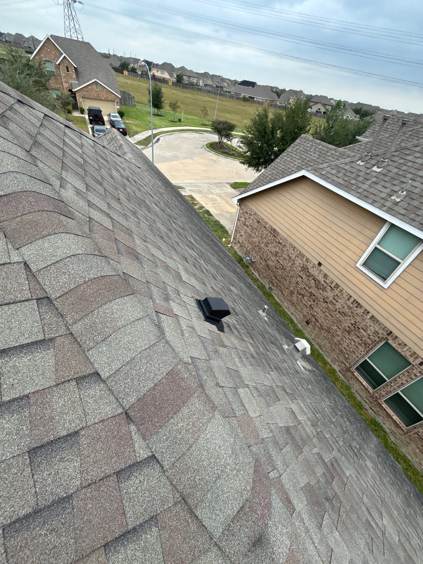 Hail Damage using Owen's Corning Duration (Lifetime) Shingles by Roof Repair Company