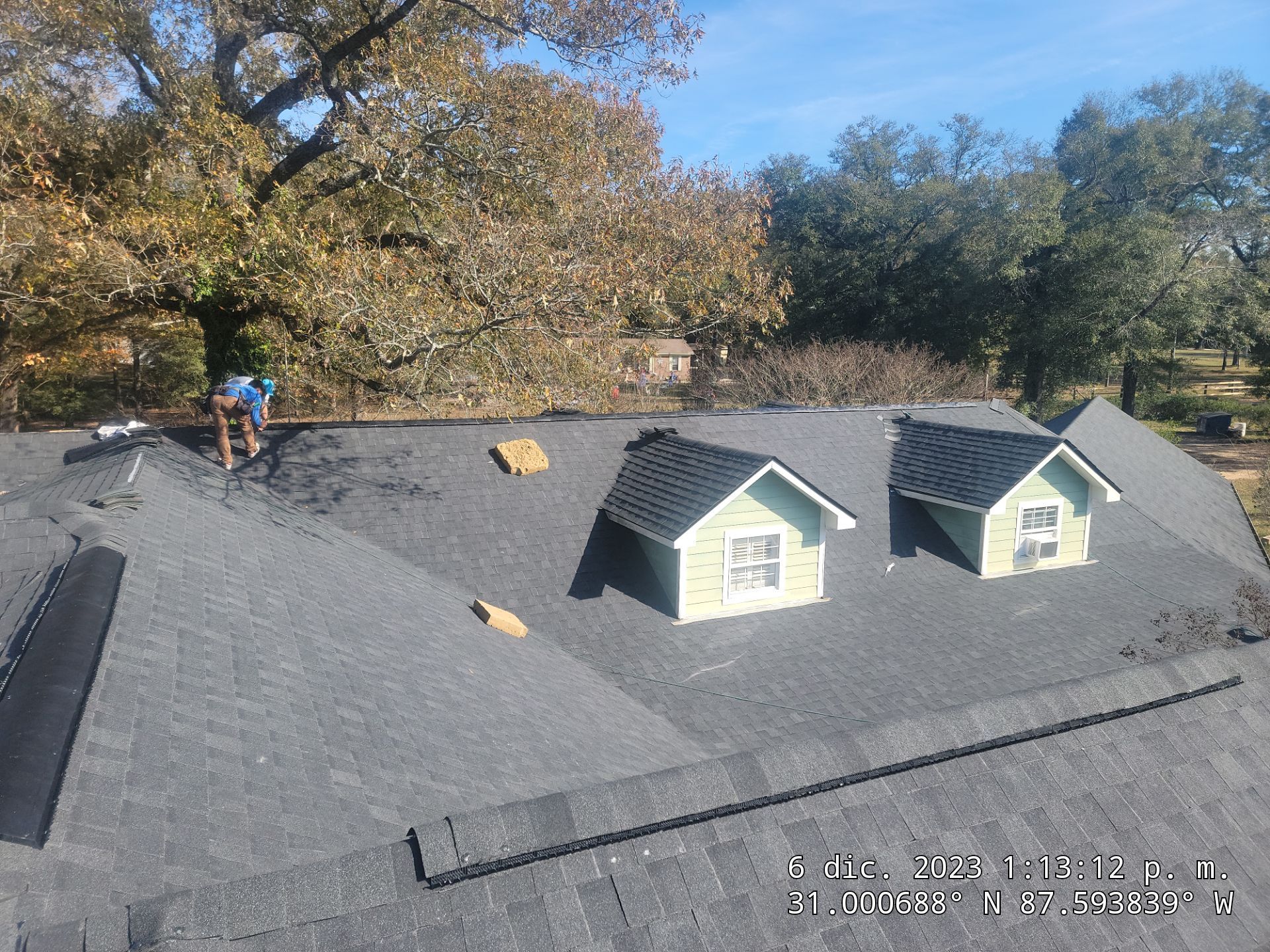 Jaye by IAM Roofing LLC