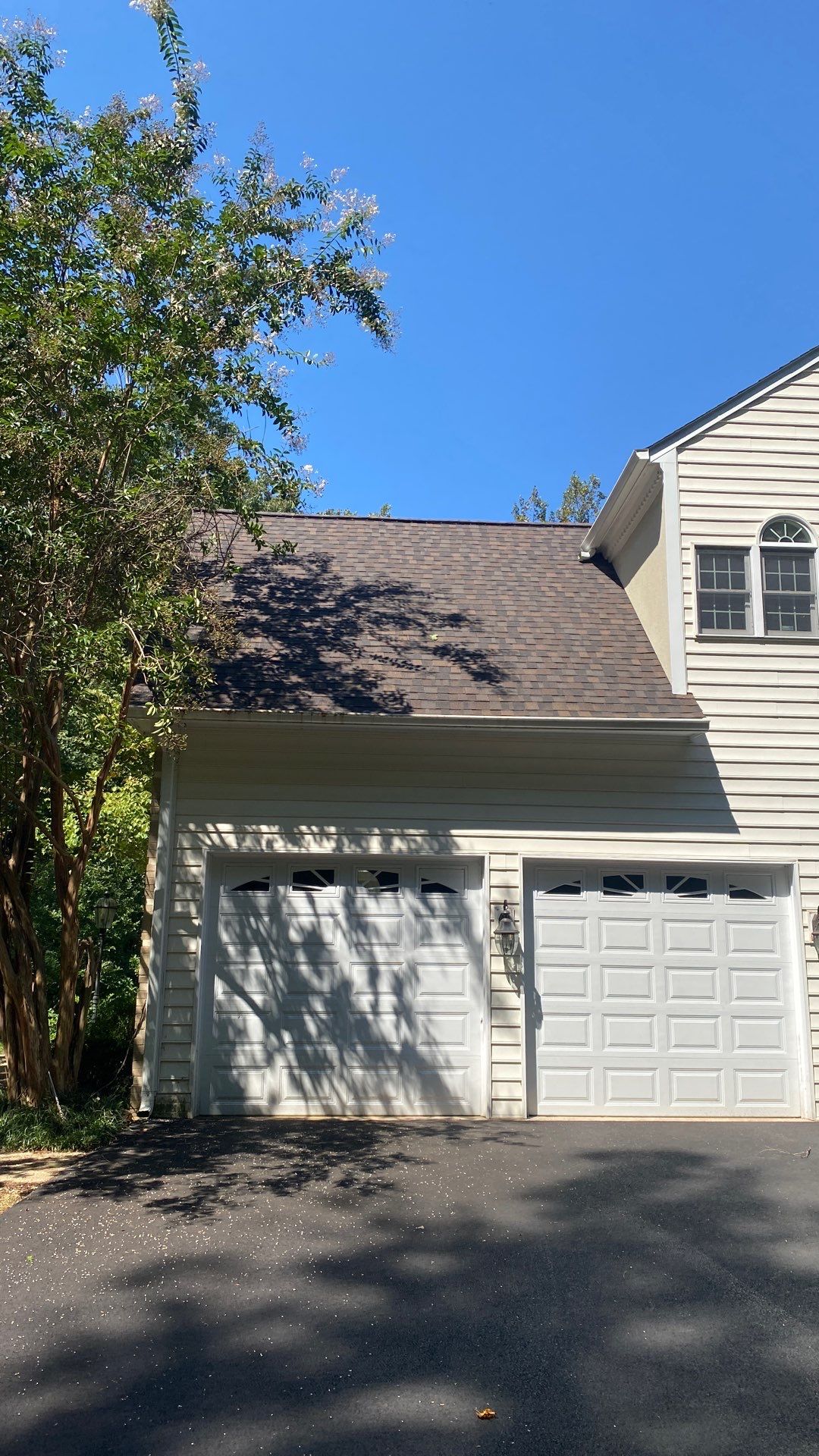 Fairfax station: Residential Roof with CertainTeed Landmark Pro in Max Def Shenandoah  by RM Banning, Inc.