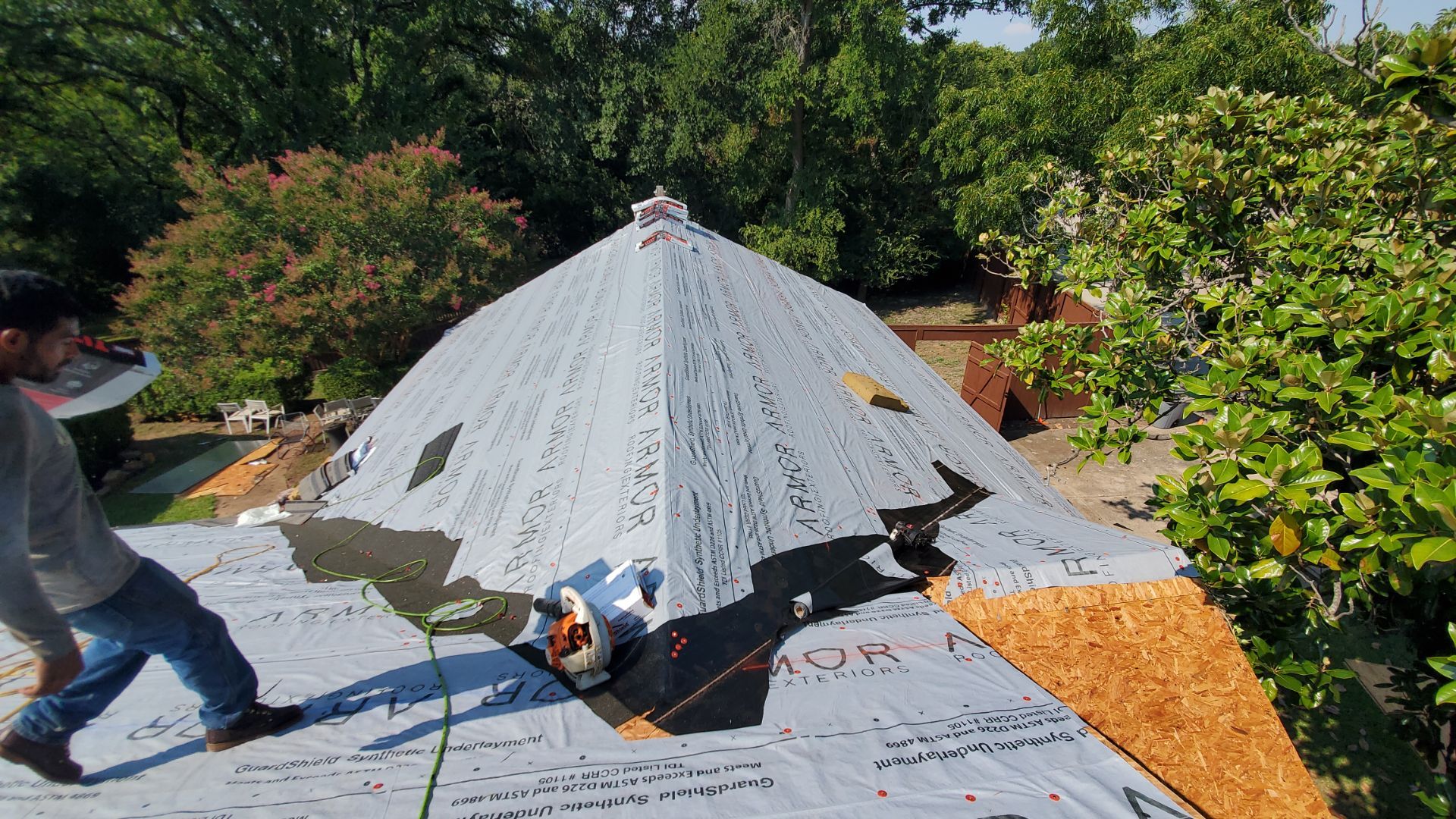Project in Dallas by Armor Roofing | Exteriors