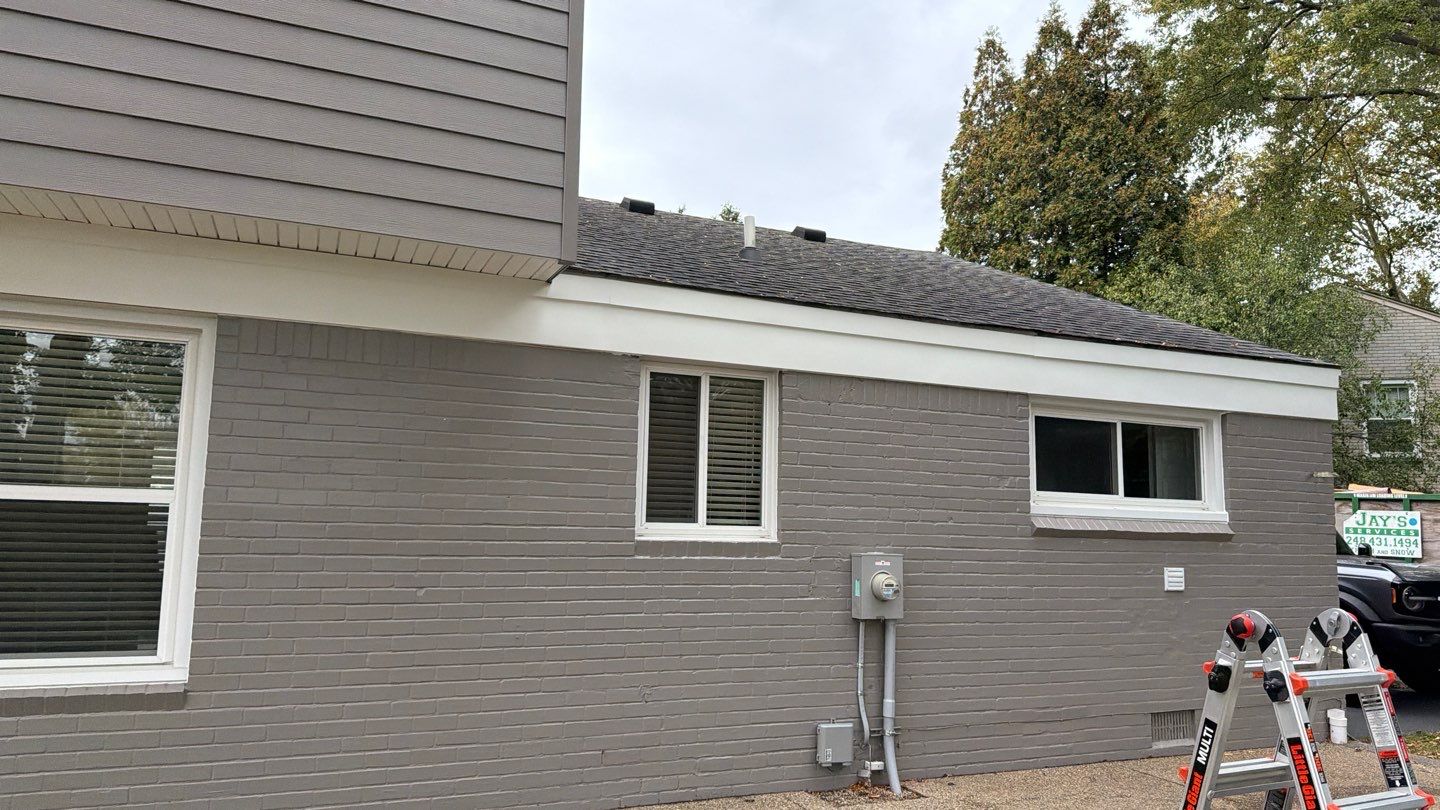 Siding Replacement using Alside S7 Cedar Mill Grain Storm Grey by 180 Contractors