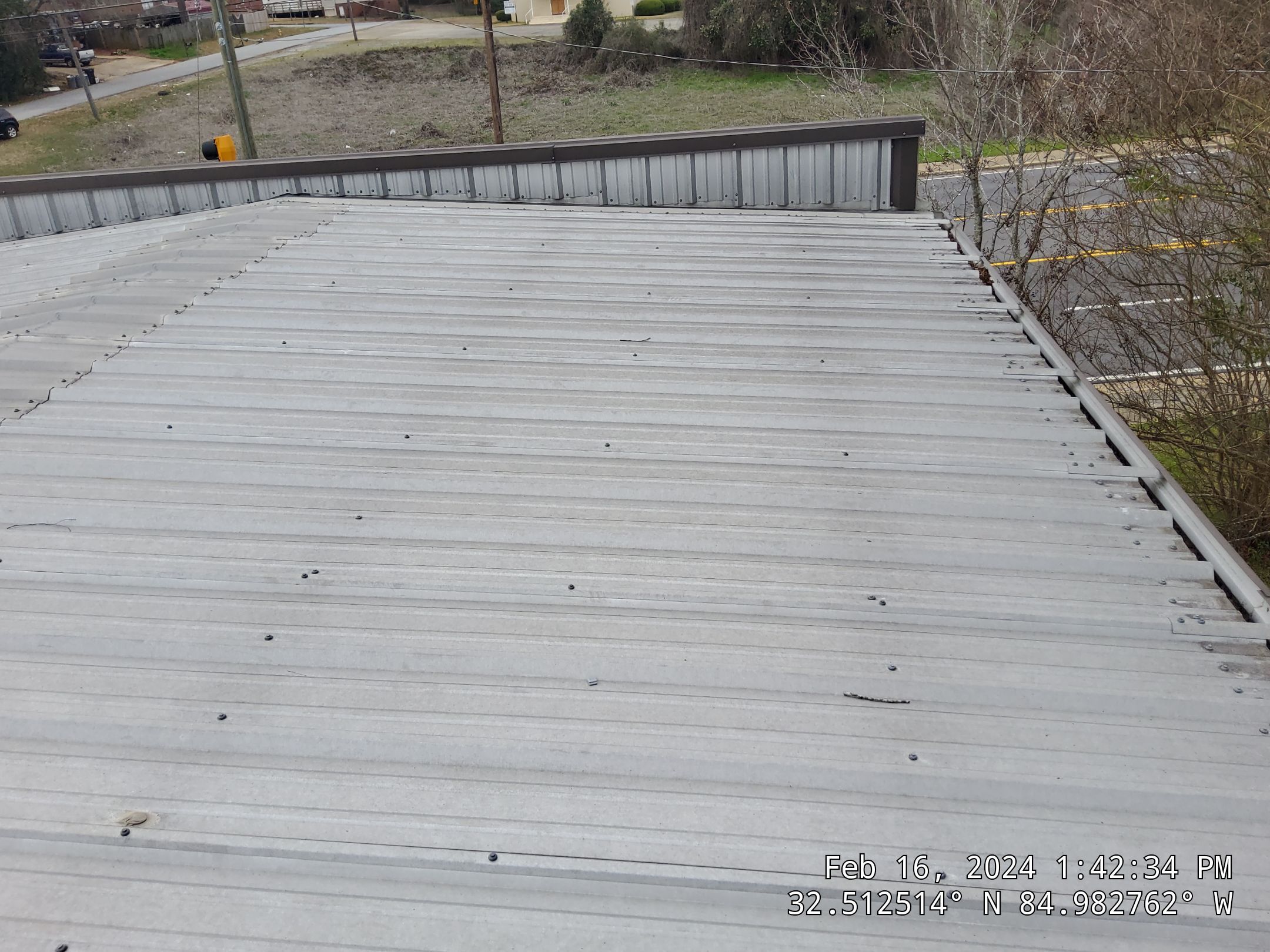 Master Clean Roof and Gutter Cleaning by iGreen Solutions