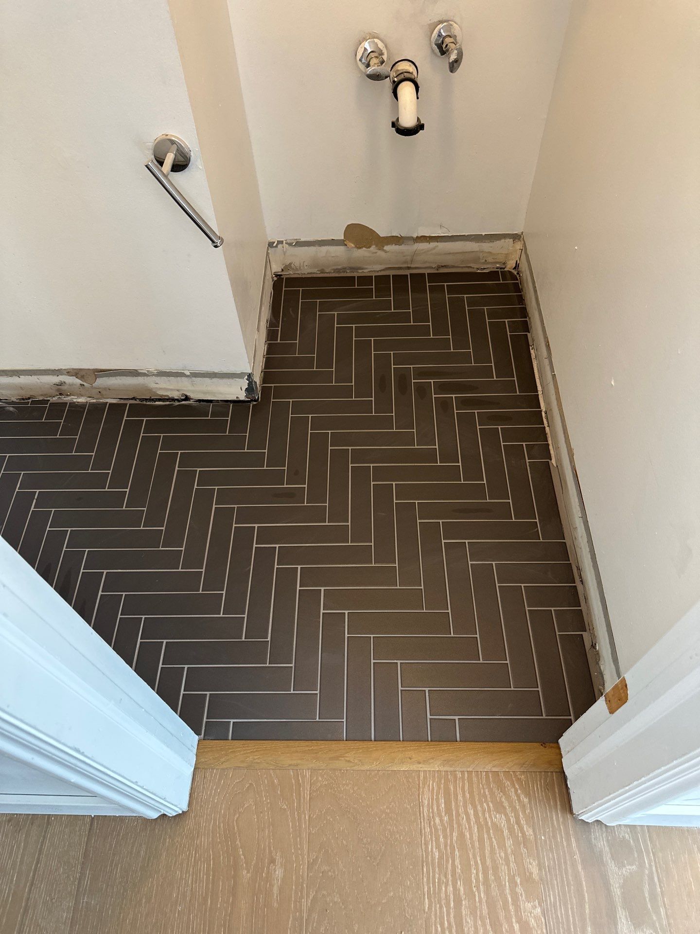 Flooring in Sandy by Rudd Builders LLC