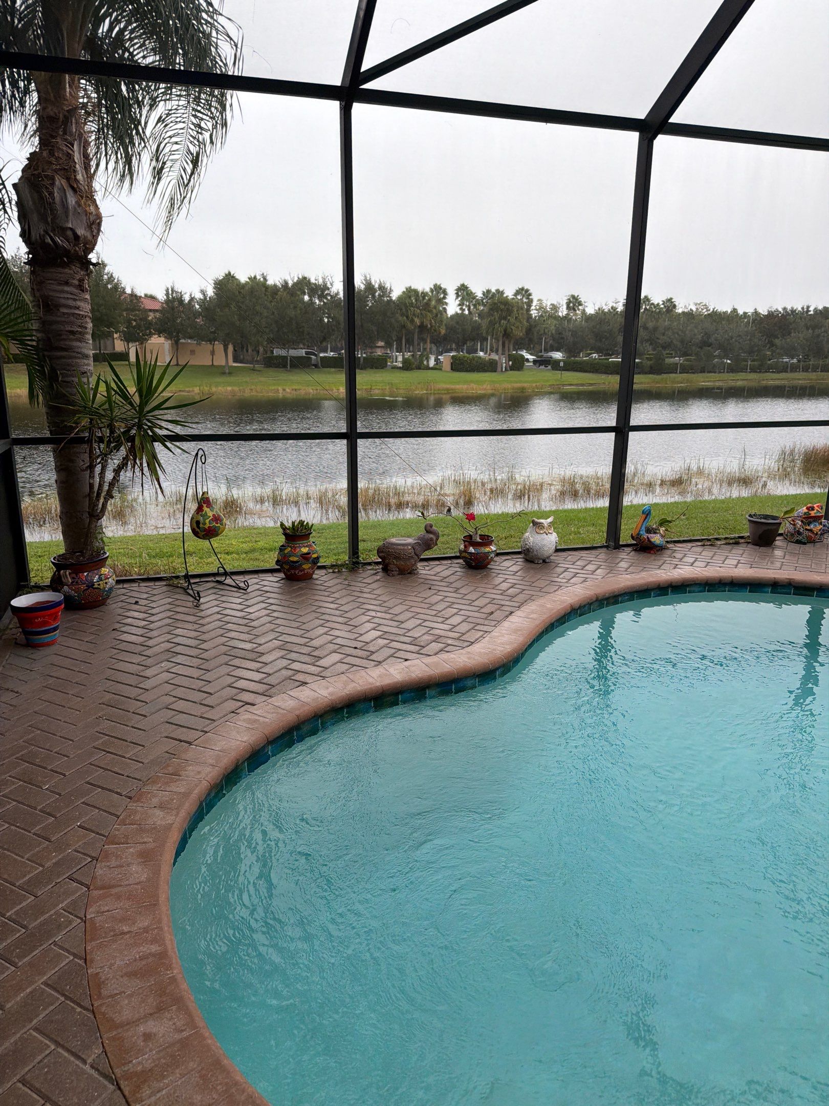 Valencia Lakes Paver Stripping and Sealing for Full Residential Property by Supreme Paver Experts