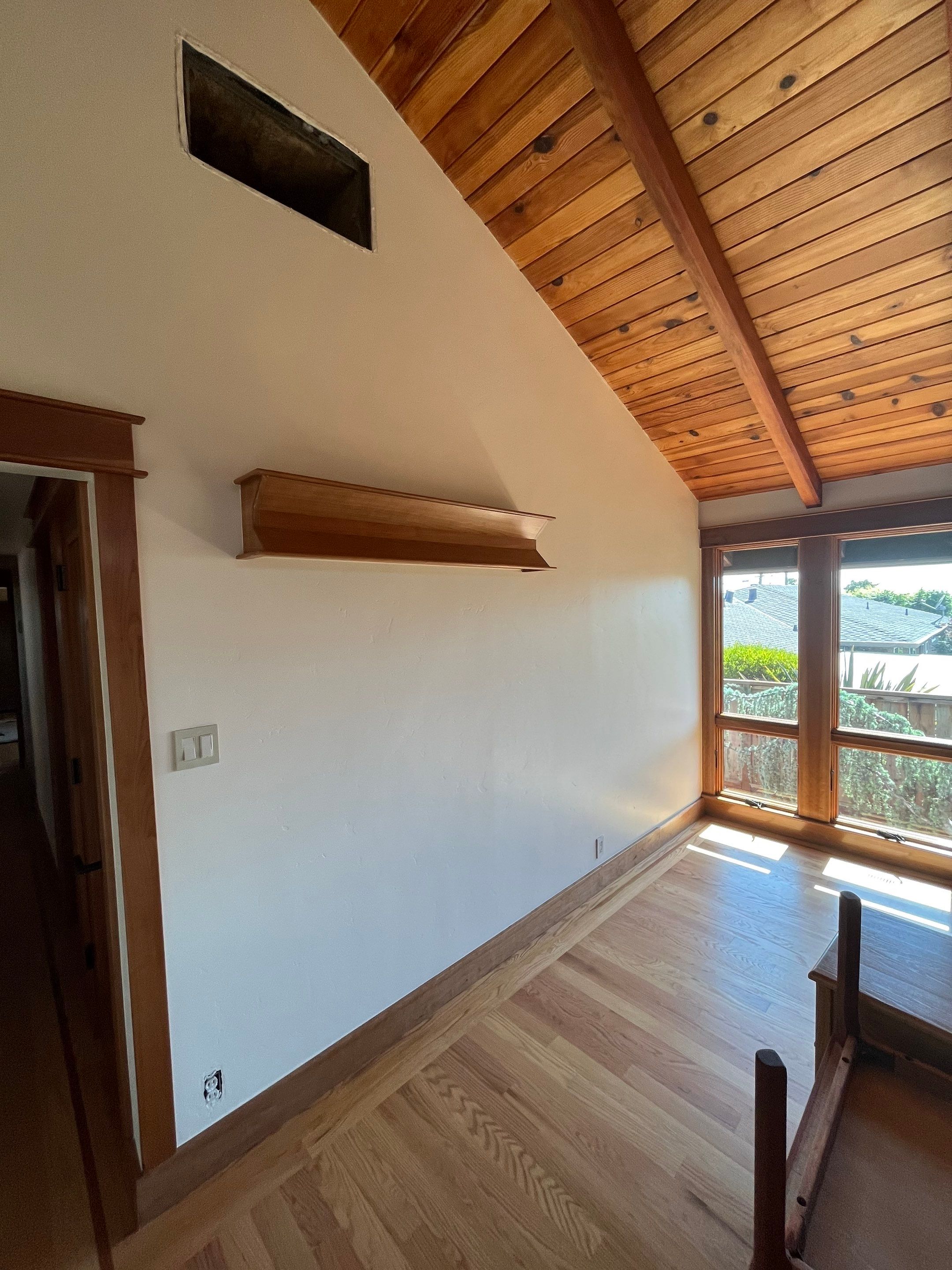 Custom interior painting and decorating by Herrera’s Bay Area Painting inc.