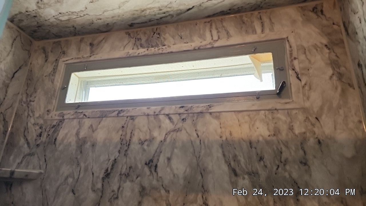 New Tub and Walls by BathPlanet SW Virginia