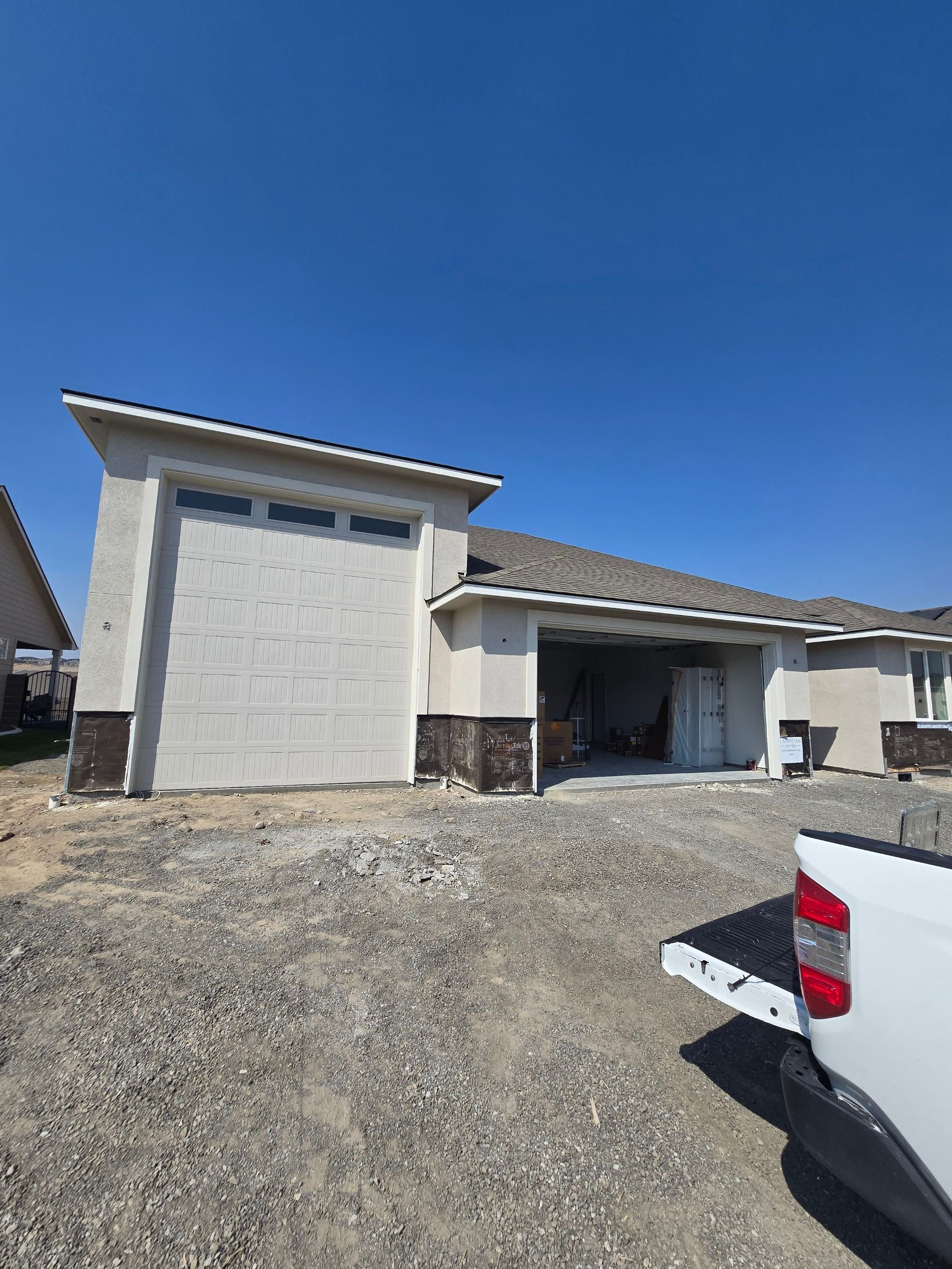 Pebble Beach Polyurea Garage Floor Coating in Kennewick by Croc Coatings, LLC