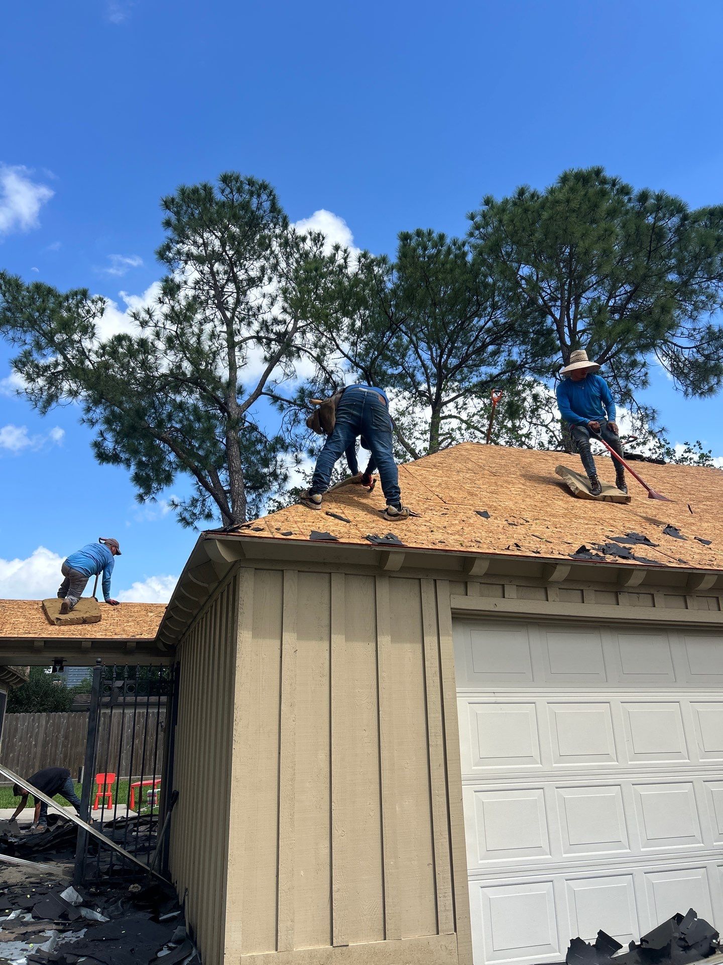 Roof Replacement in Houston TX by Roof Repair Company