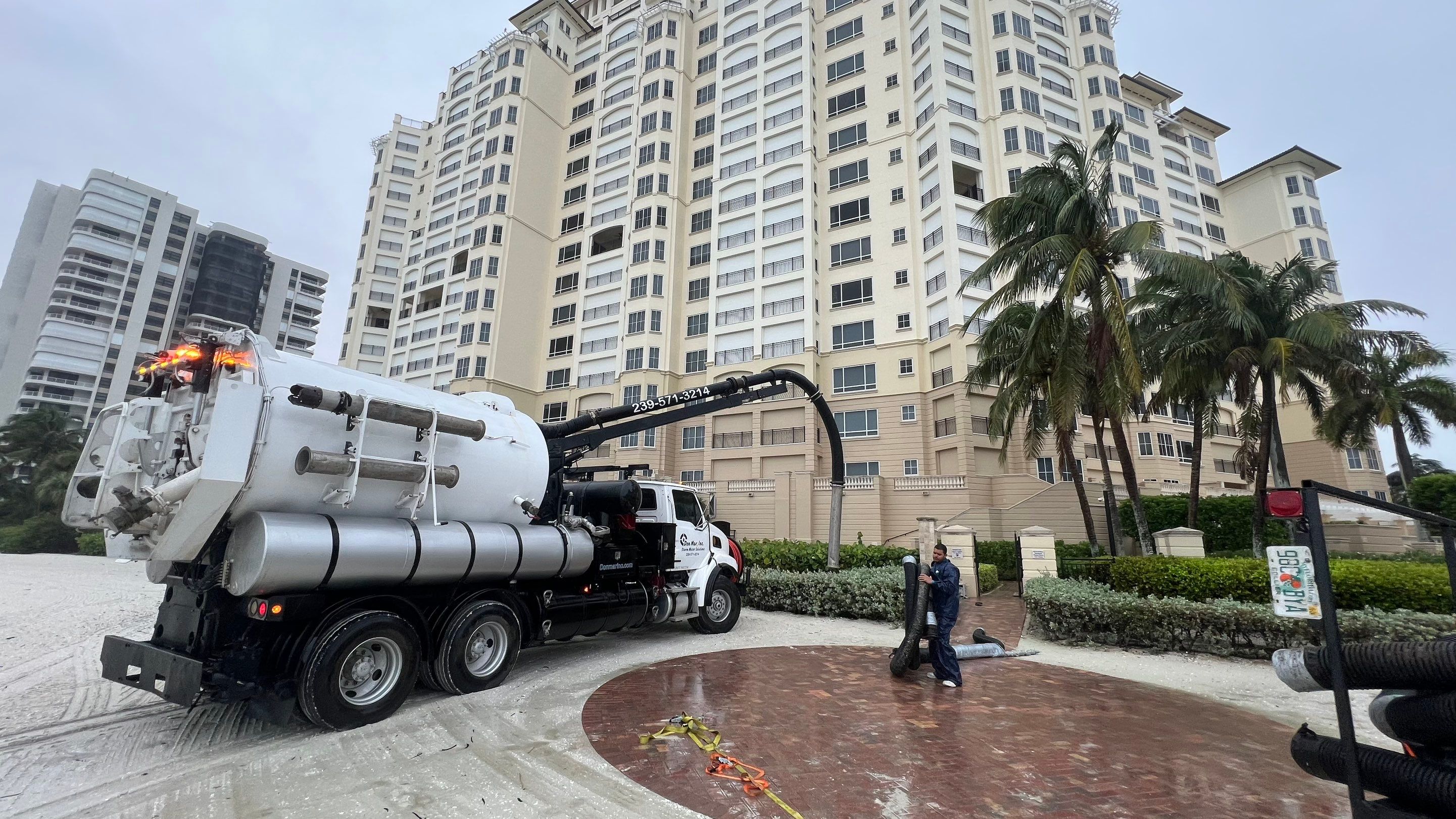 Marco Island Condo Stormwater System Maintenance by APS Power & Water