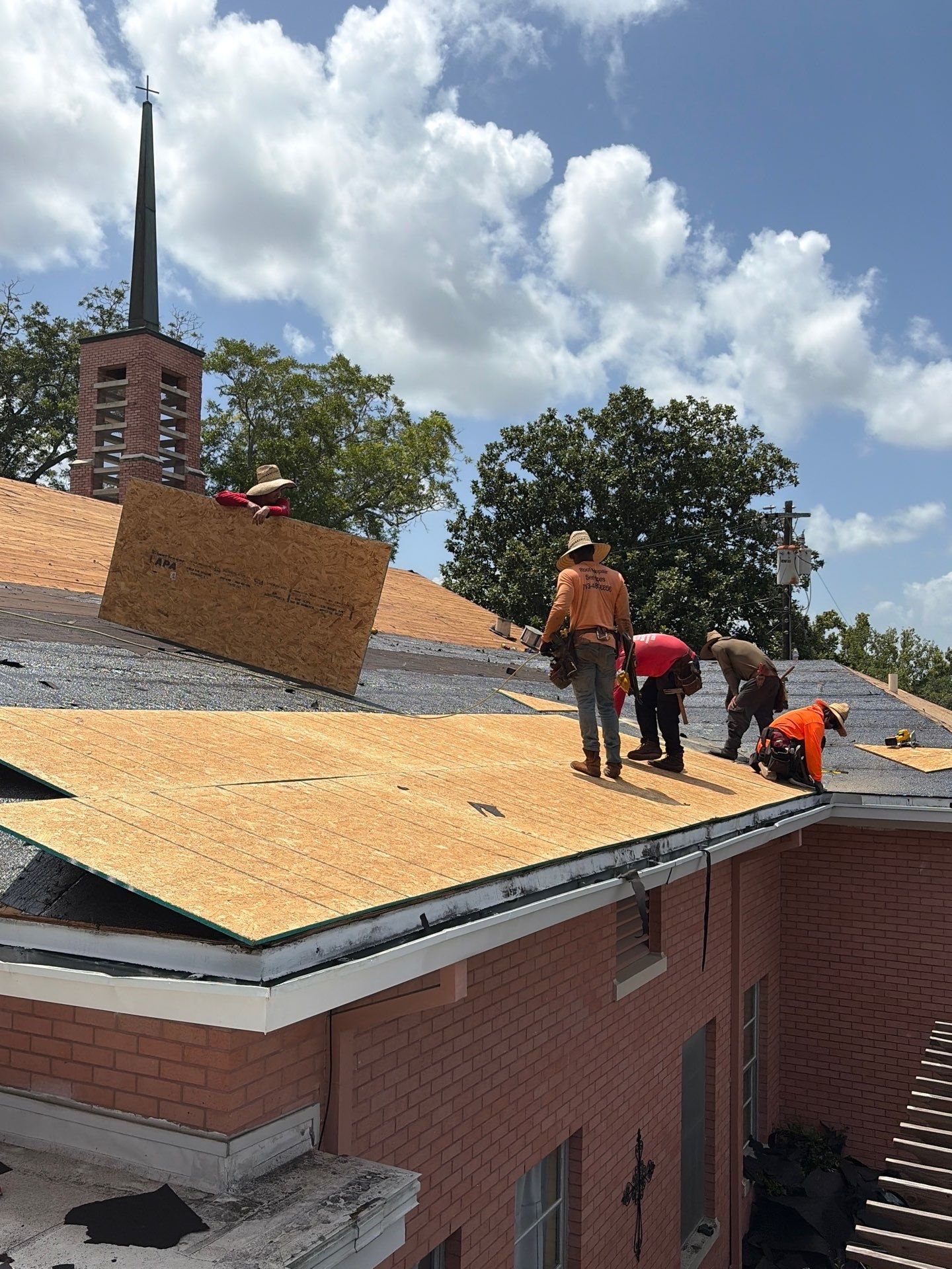 Roof Replacement in Sweeny TX by Roof Repair Company