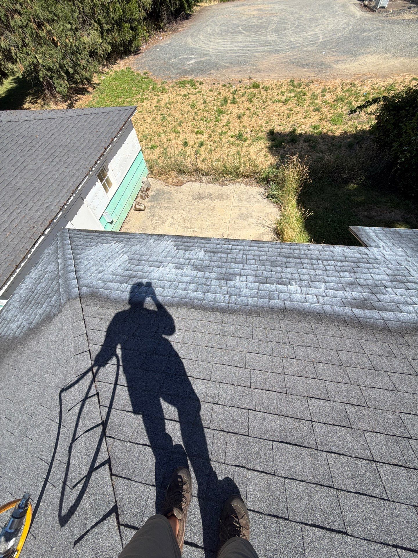 Project in Gold Hill by Roof Maxx of Grants Pass