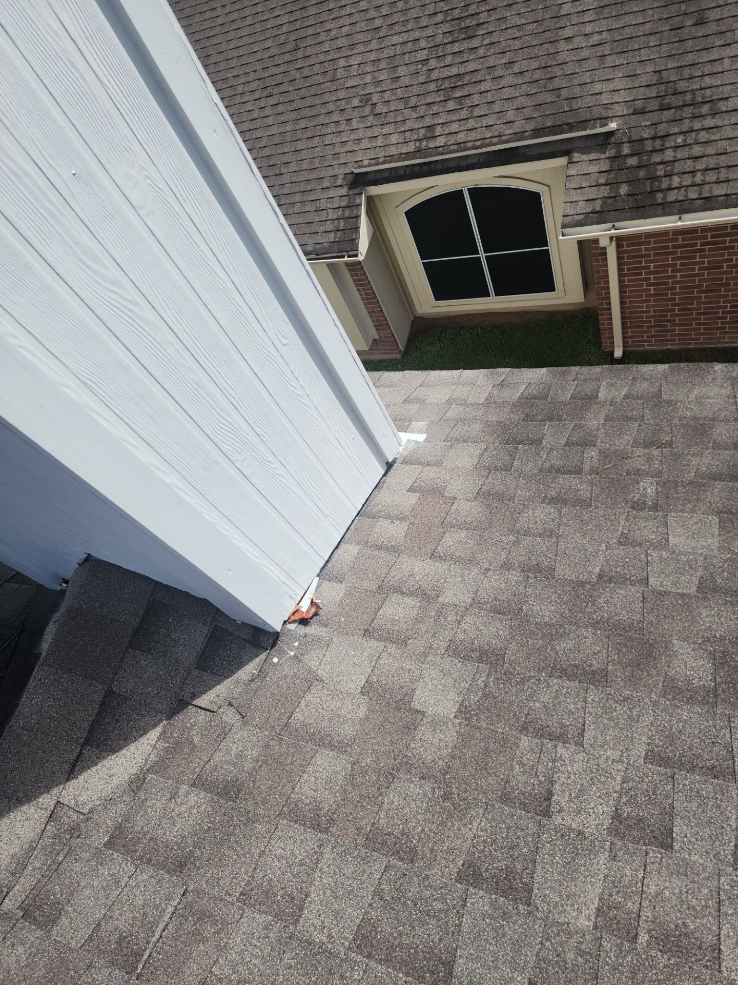 Hail Damage using Owen's Corning Duration (Lifetime) Shingles by Roof Repair Company