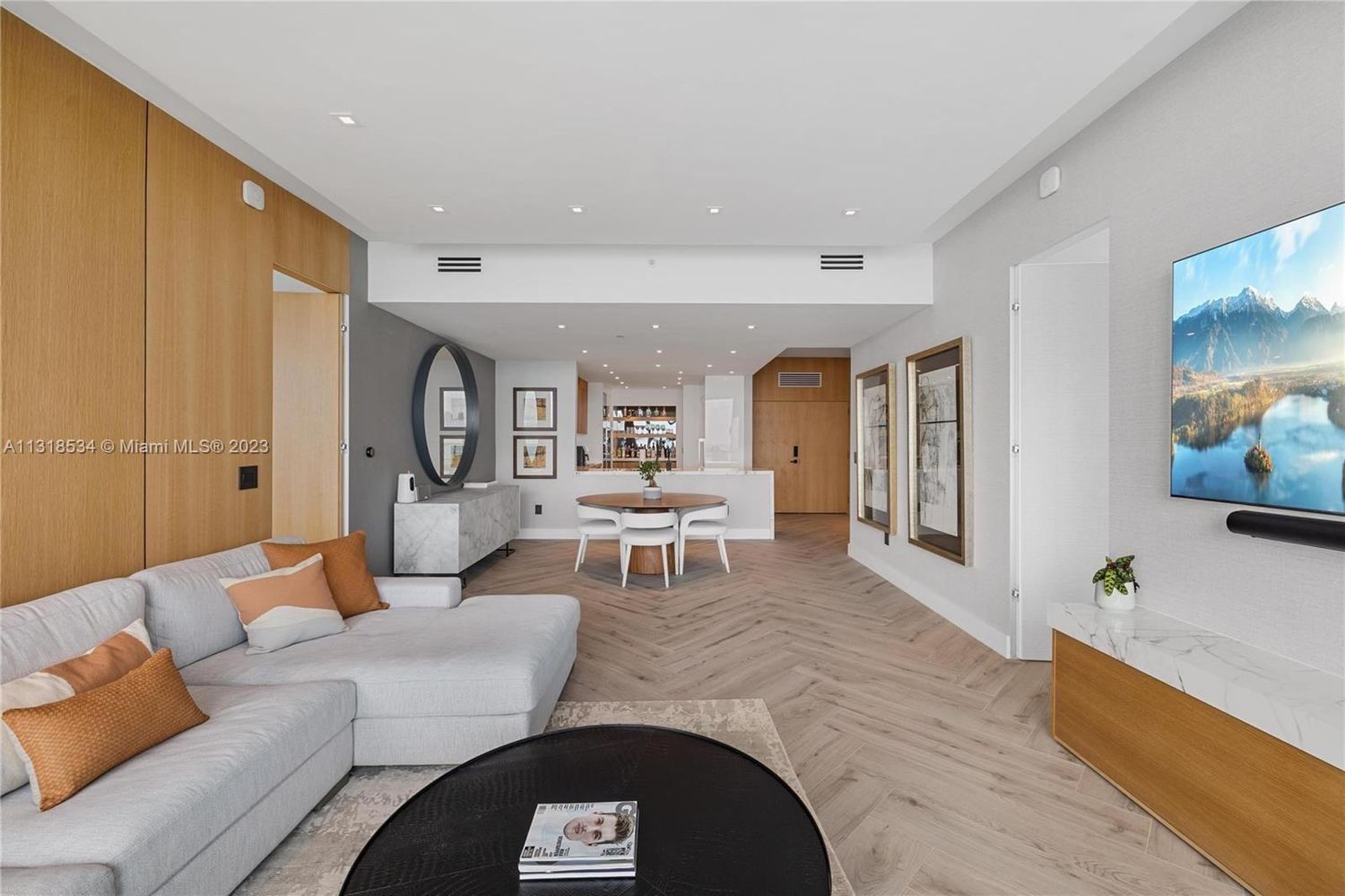 Jade-Brickell by Construct USA LLC