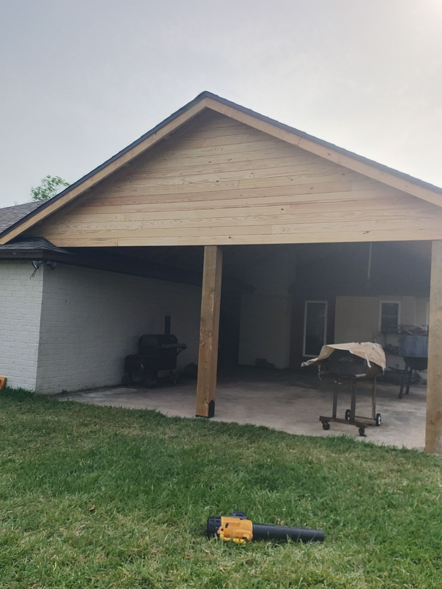 Patio Cathedral by Bayfront Roofing and Construction