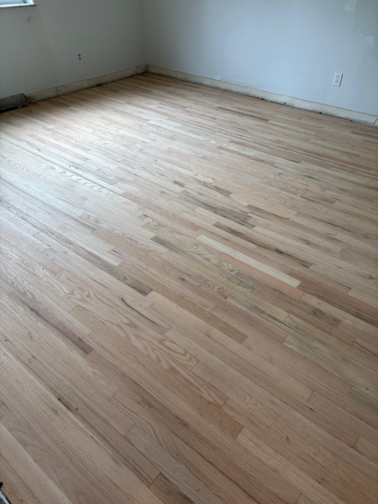 Red Oak Hardwood Floor Installation and Refinishing in Cincinnati by Footprints Floors Kentucky