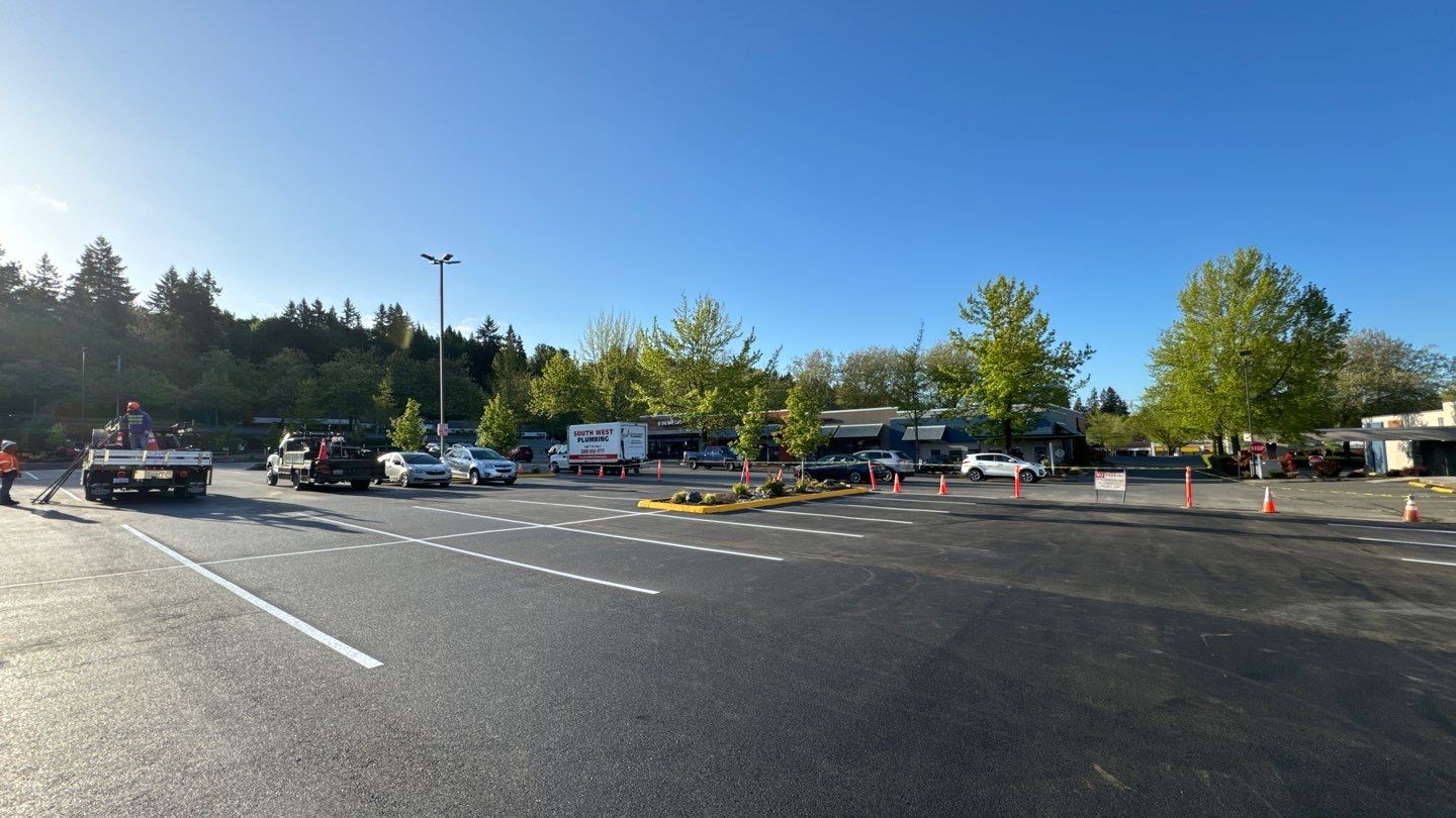 Colliers - Woodinville New Asphalt Parking Lot by Jireh Asphalt & Concrete Inc 