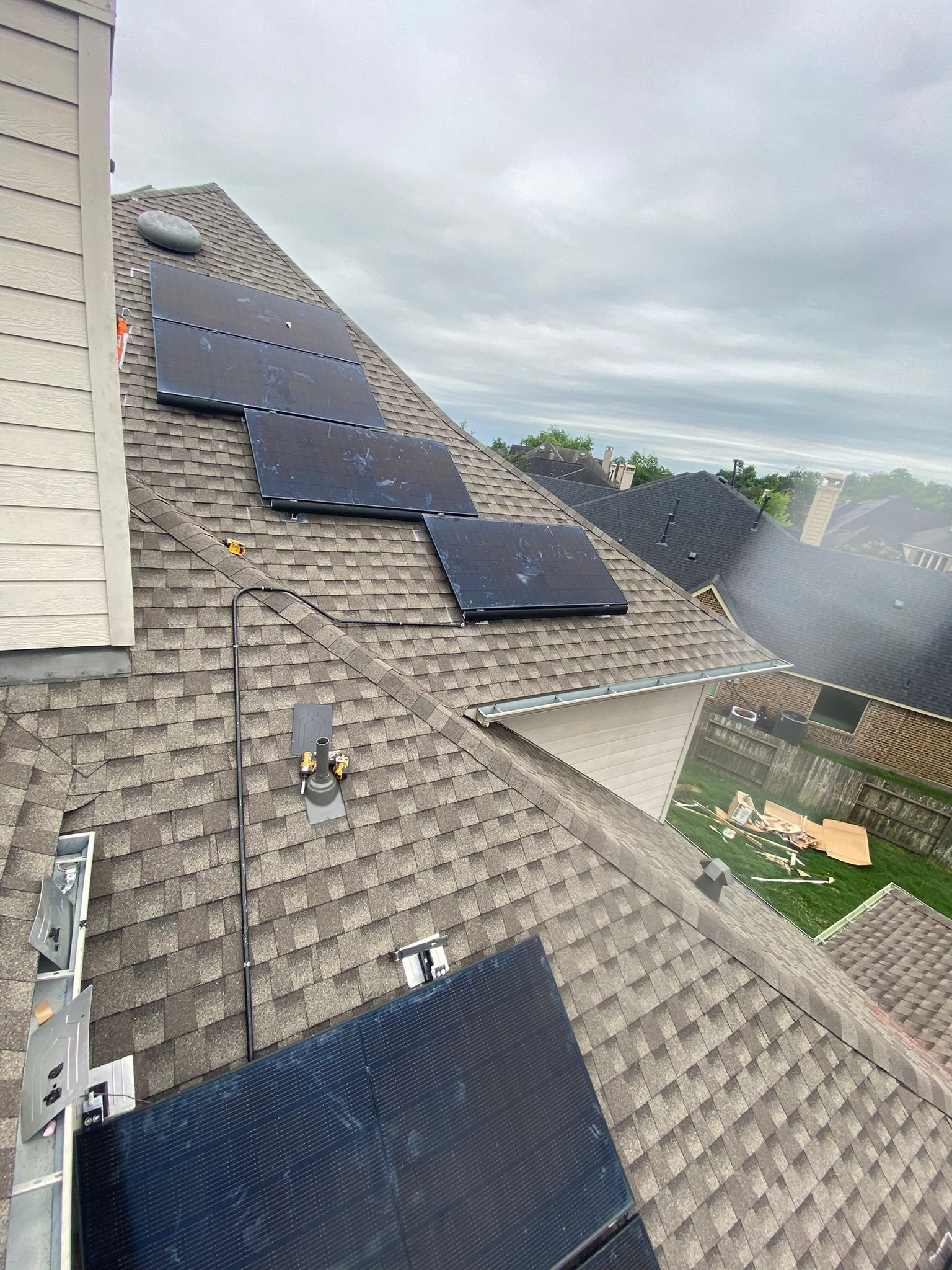 D&R In SugarLand Tx  by Sunaura Solar