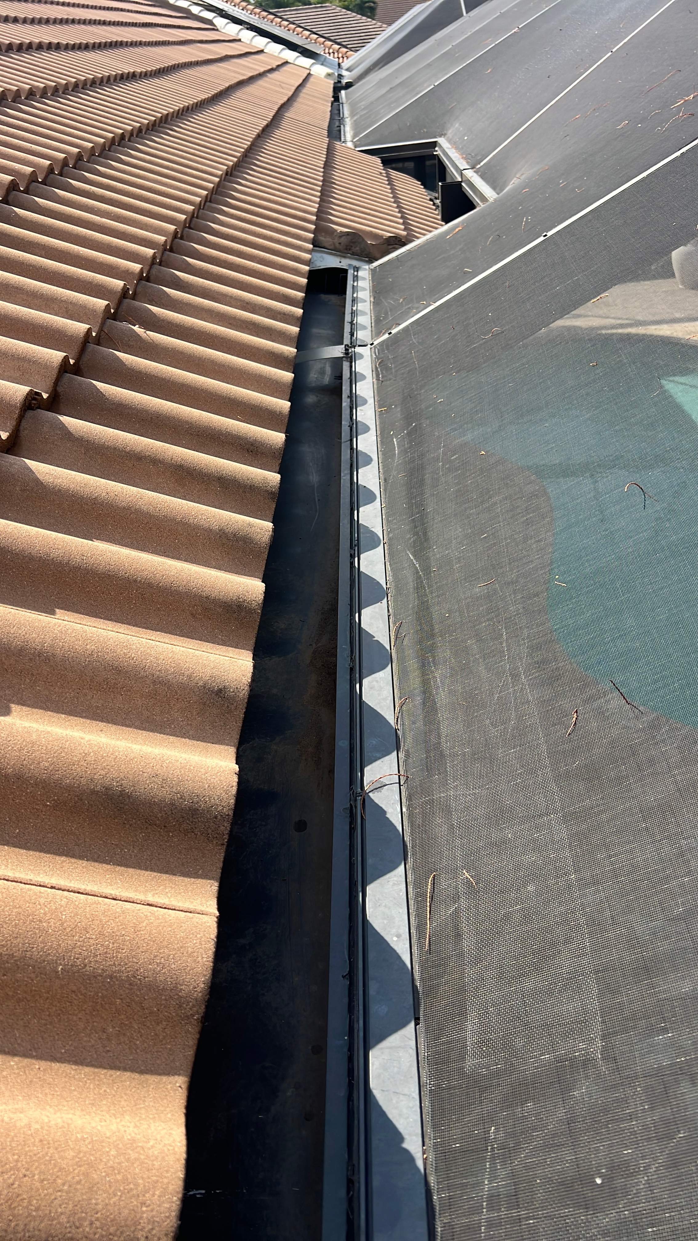 Bonita Springs gutter cleaning job, job done at residential location